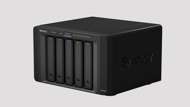 Хранилище: Synology DiskStation DS1513+