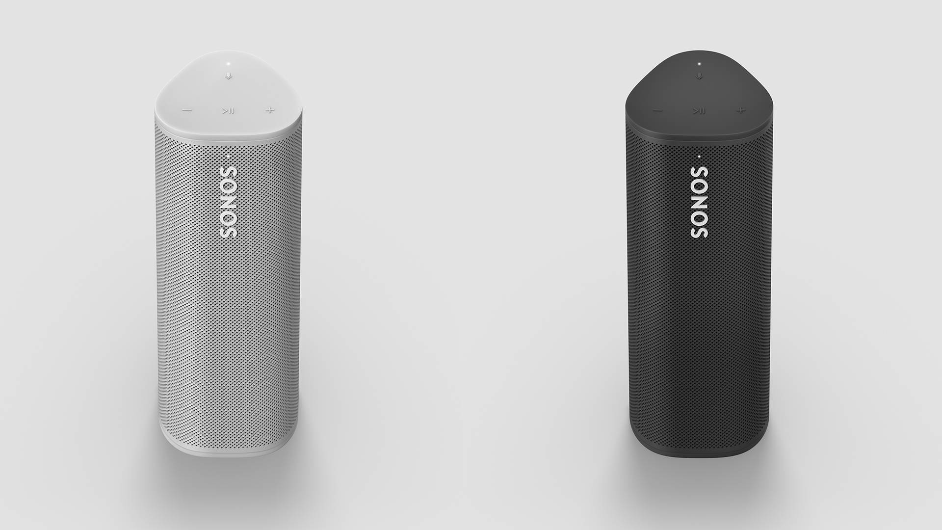 Sonos Roam в белом и черном цветах на сером фоне