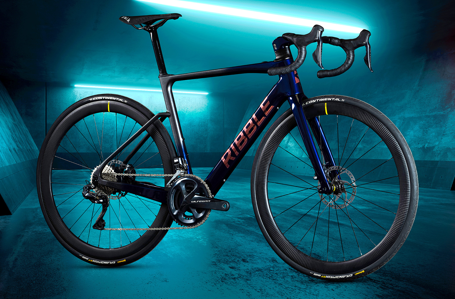 Ribble Endurance SL и герой