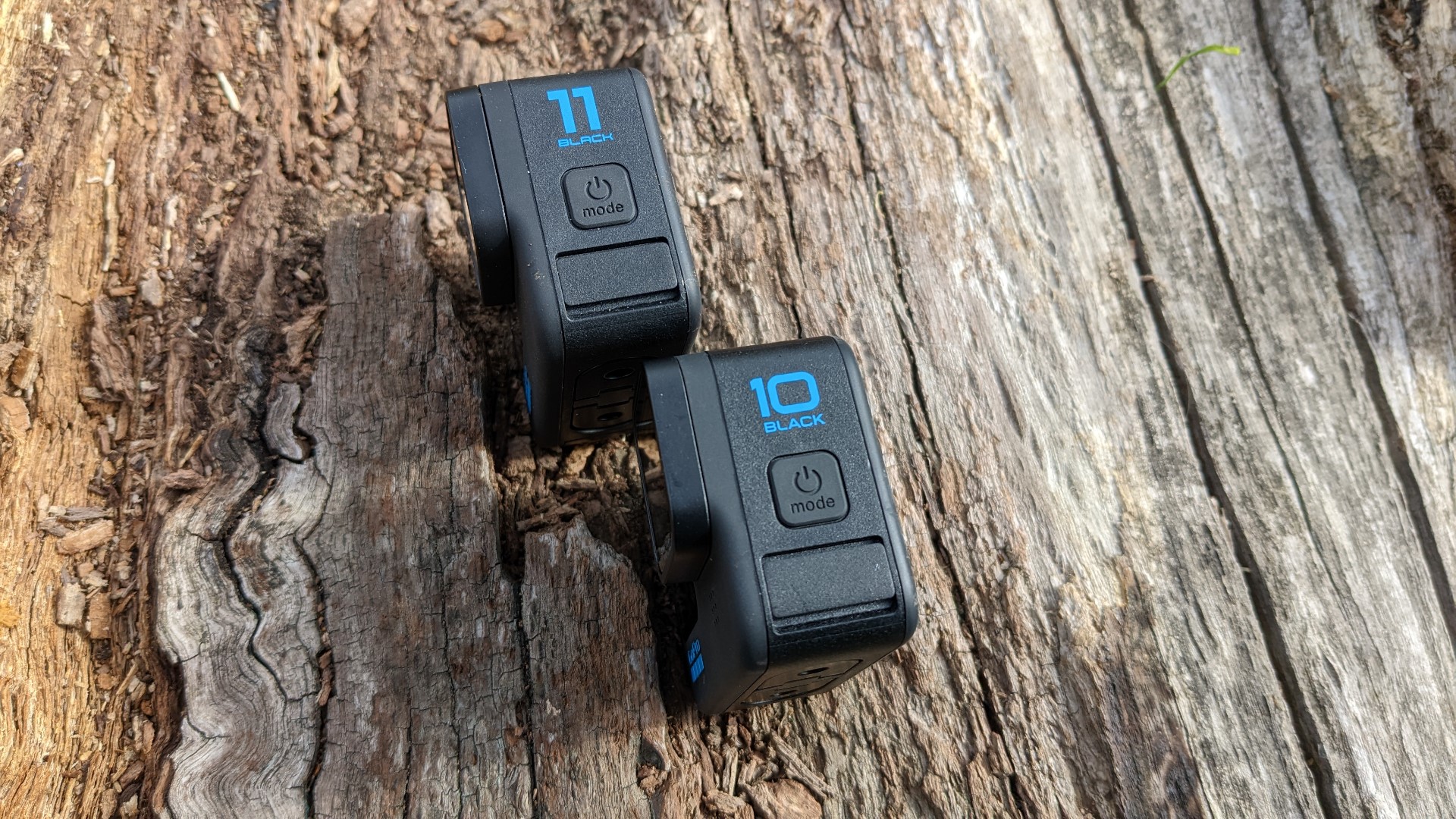 GoPro Hero 11 Black против GoPro Hero 10 Black