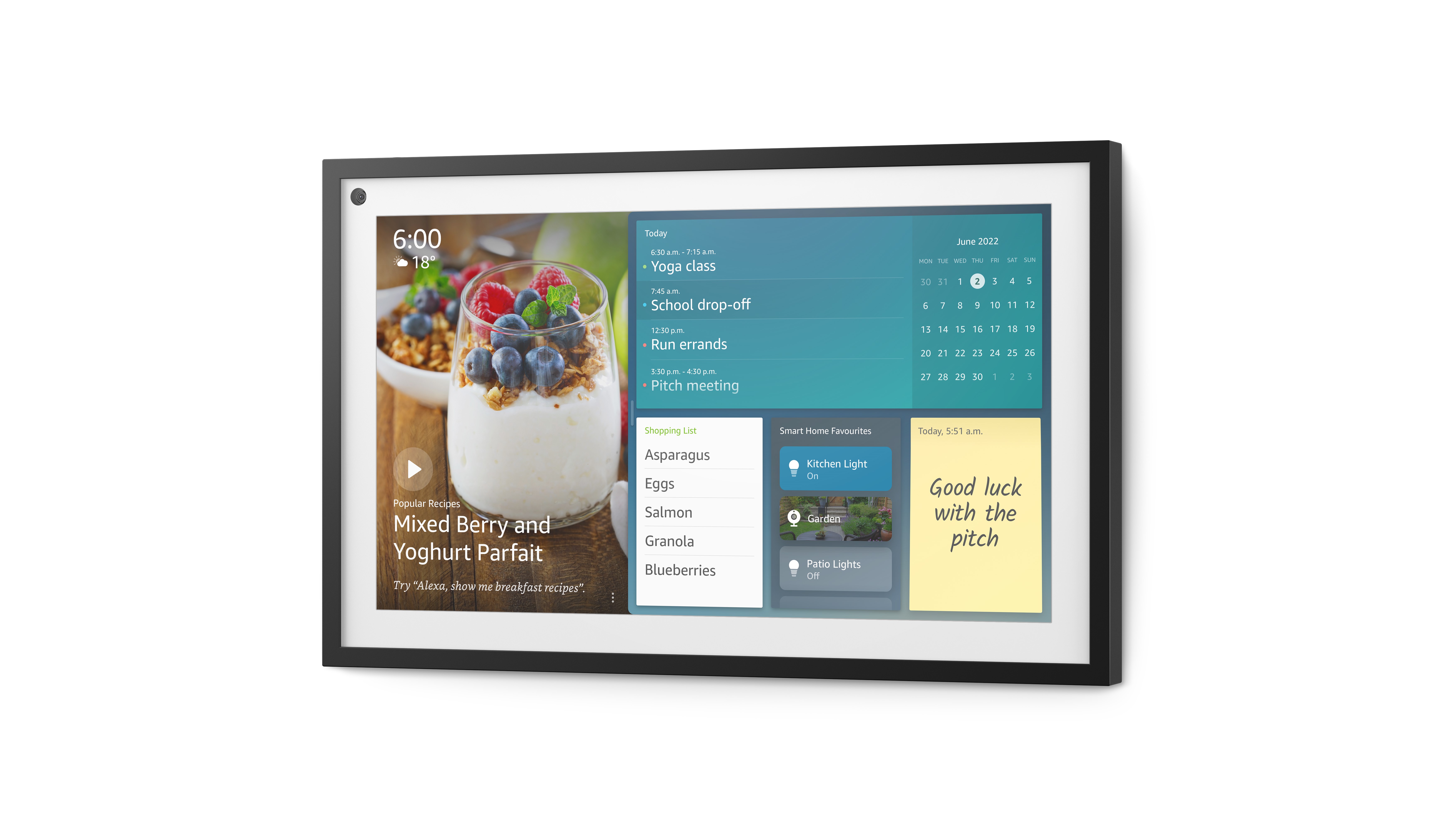 Amazon Echo Show 15 на белом фоне