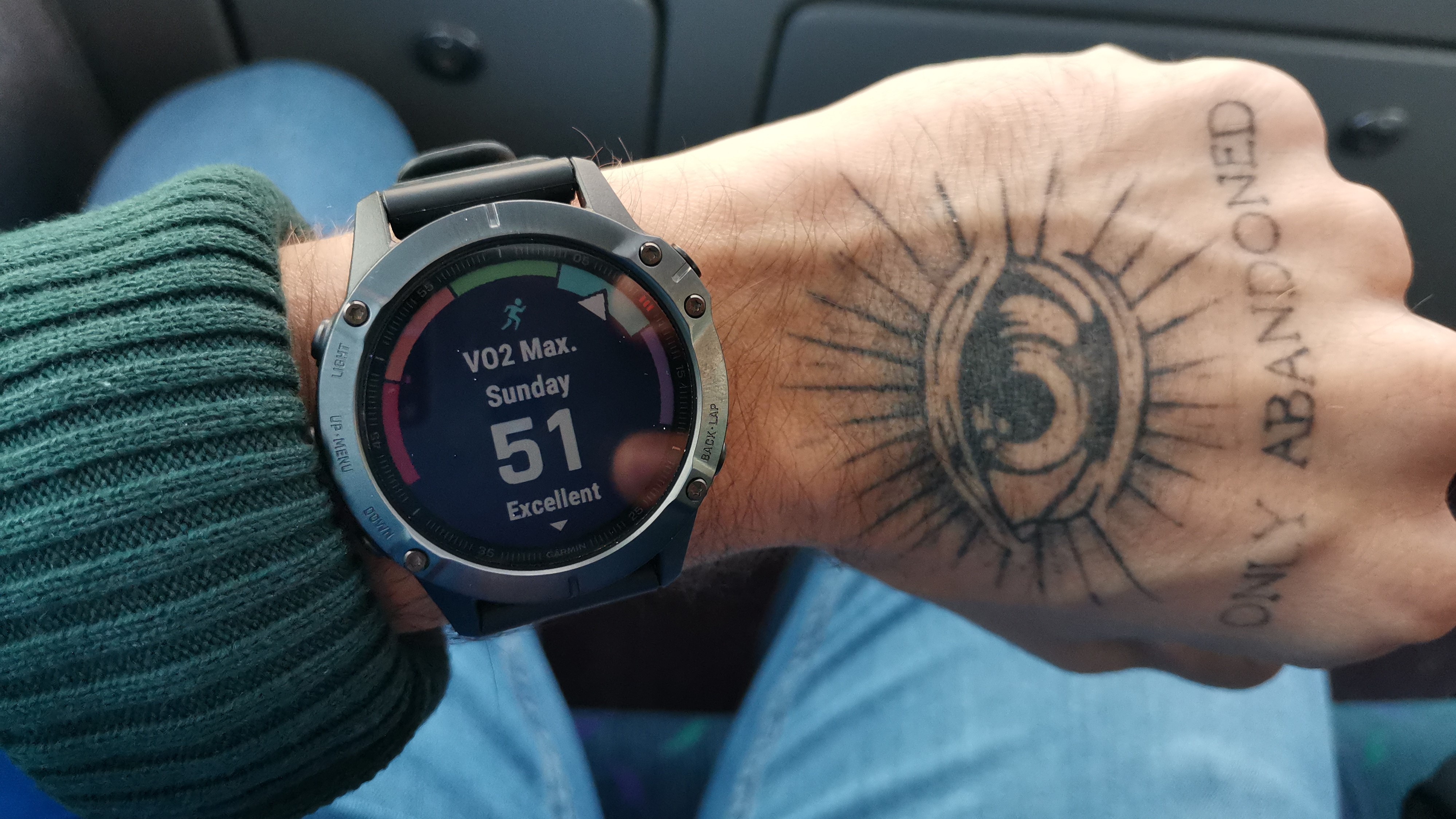 Garmin Fenix ​​6 Pro на запястье