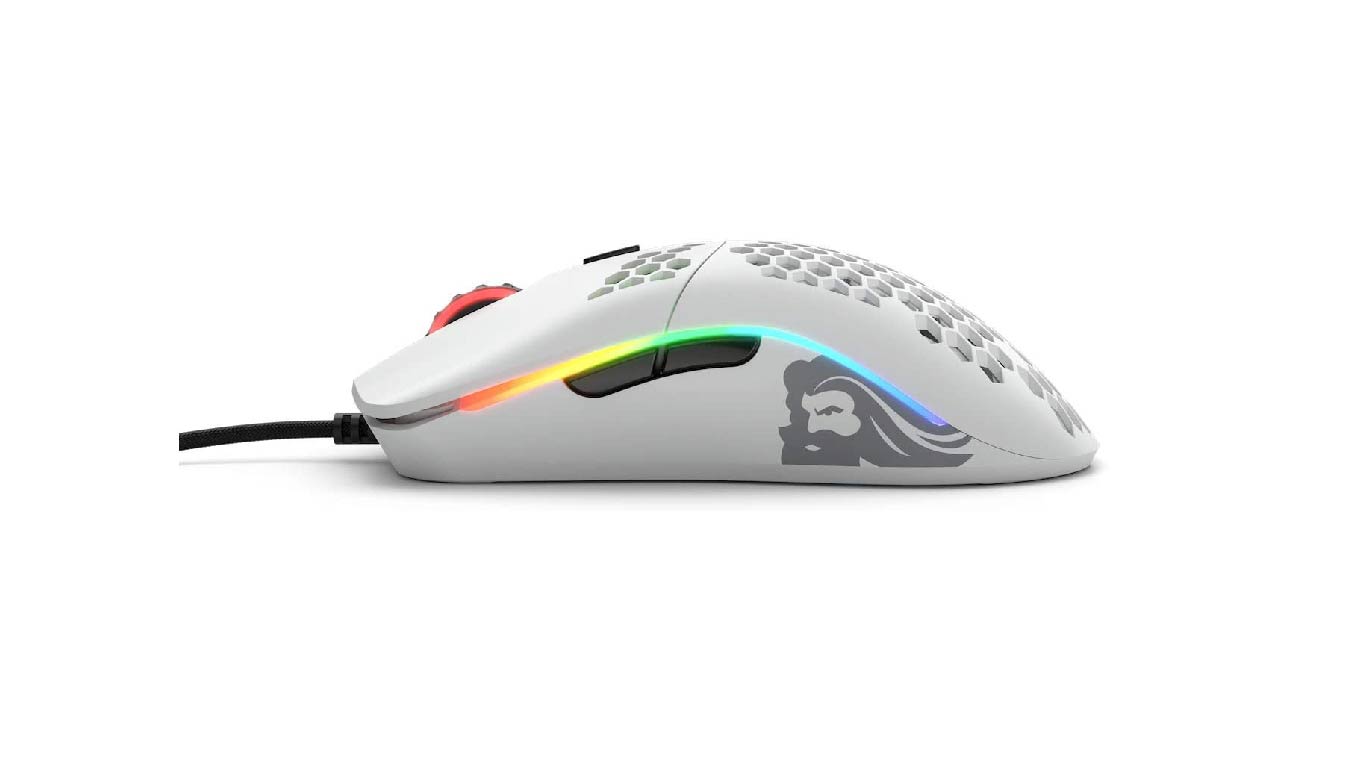 Corsair Sabre RGB против славной модели O