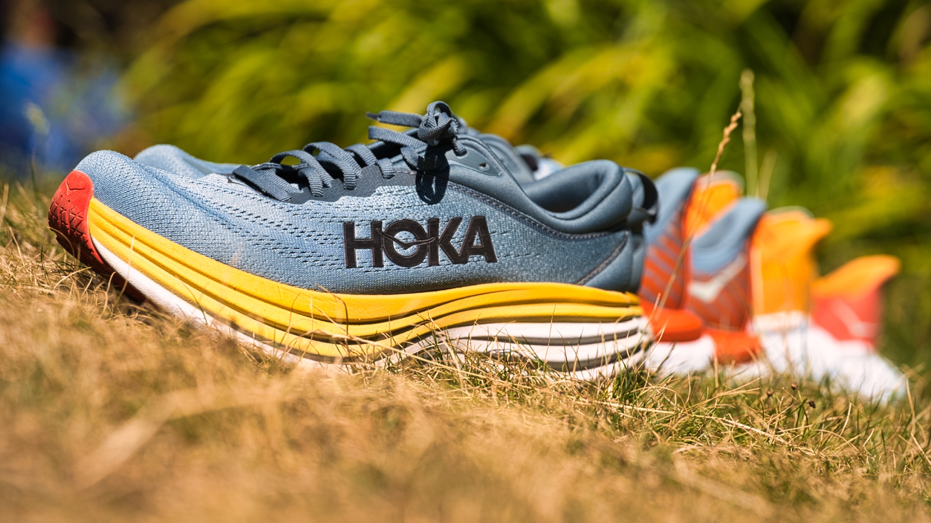 Детальный снимок кроссовок Hoka