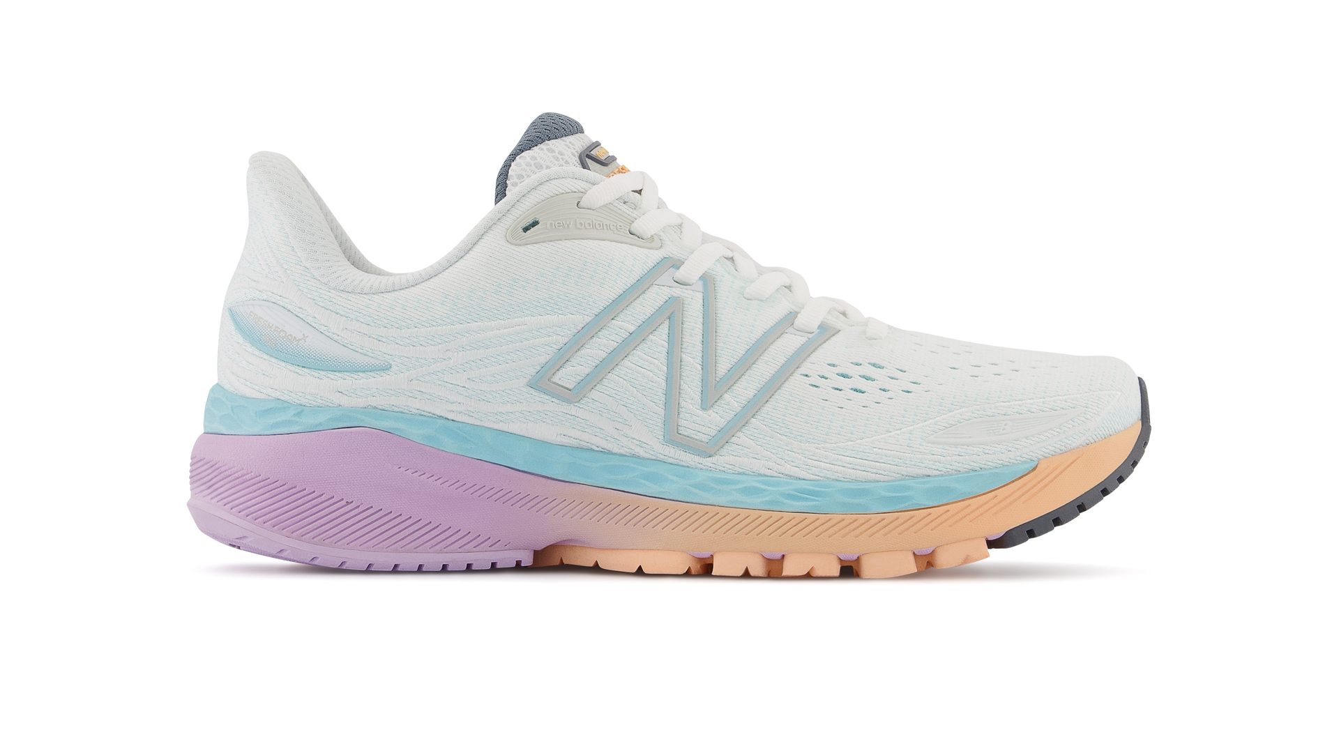 New Balance Fresh Foam X 860v12 на белом фоне