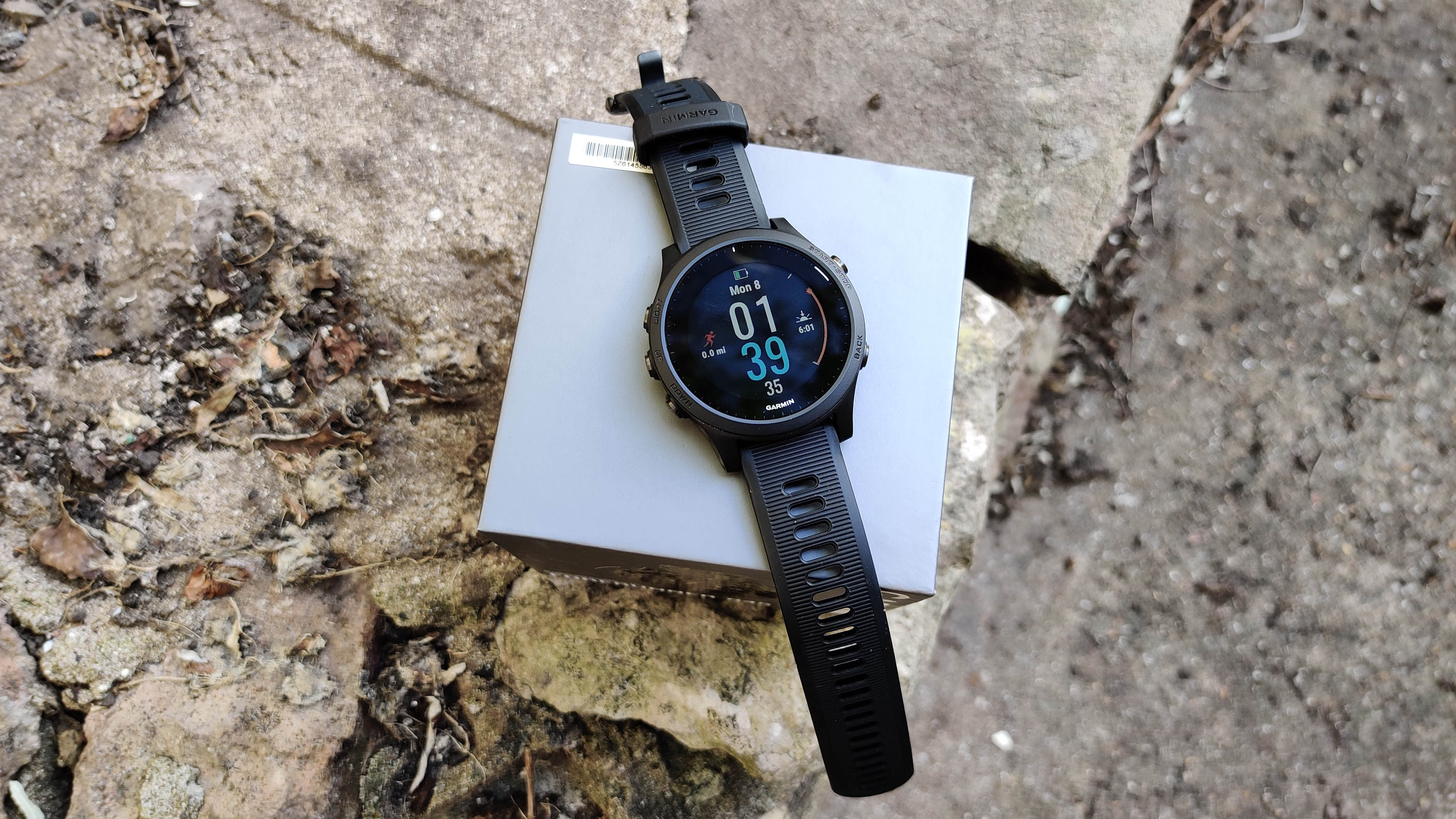 Обзор Garmin Forerunner 945