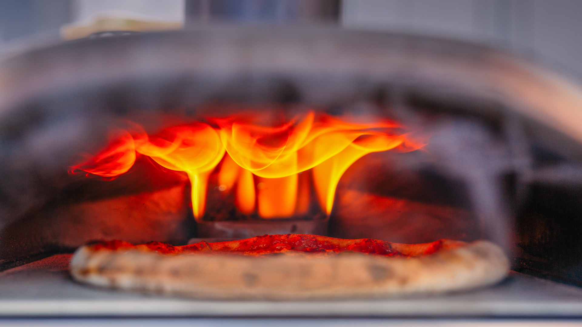 Ooni Fyra 12 против Sage the Smart Oven Pizzaiolo