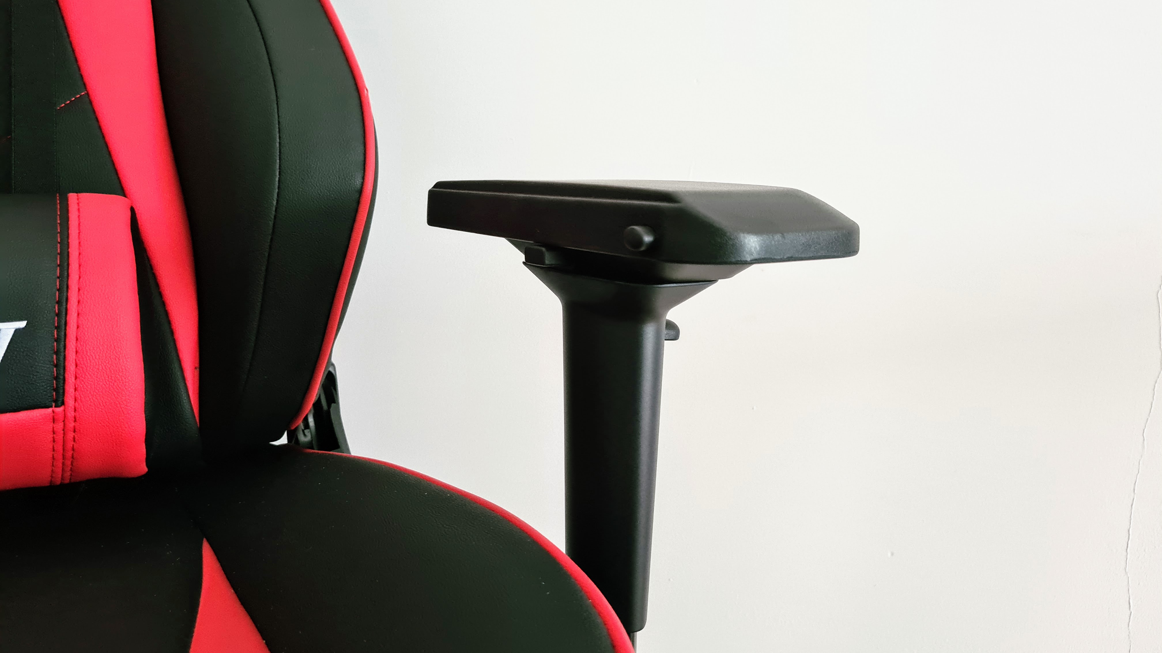 Обзор AndaSeat Dark Demon