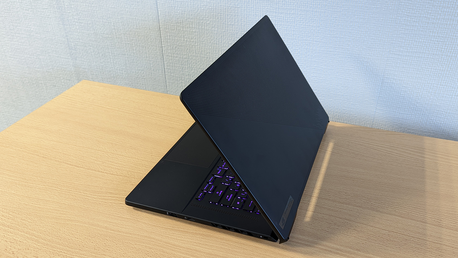 Asus ROG Zephyrus M16