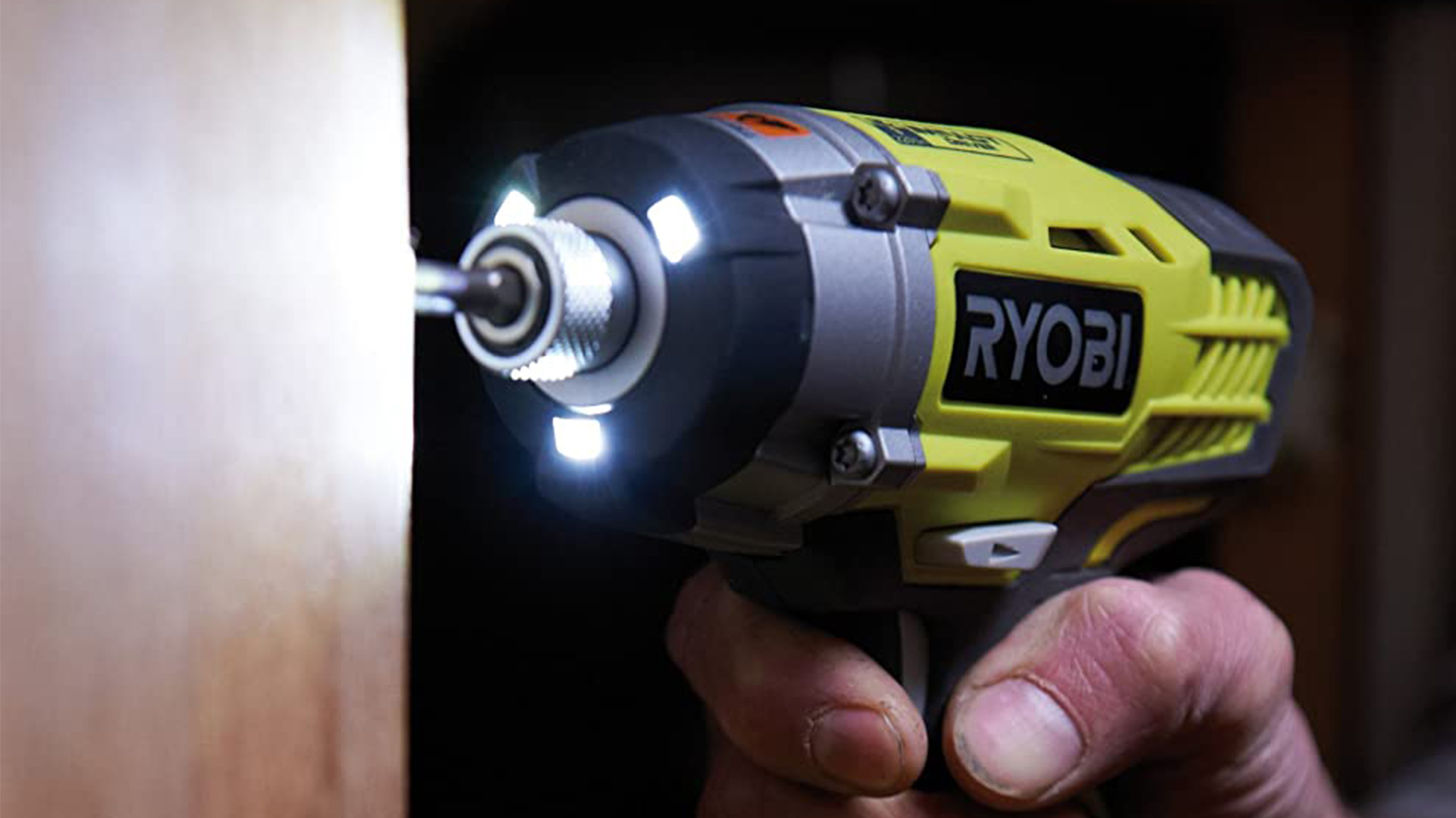 Обзор аккумуляторного ударного шуруповерта Ryobi One+ 18 В