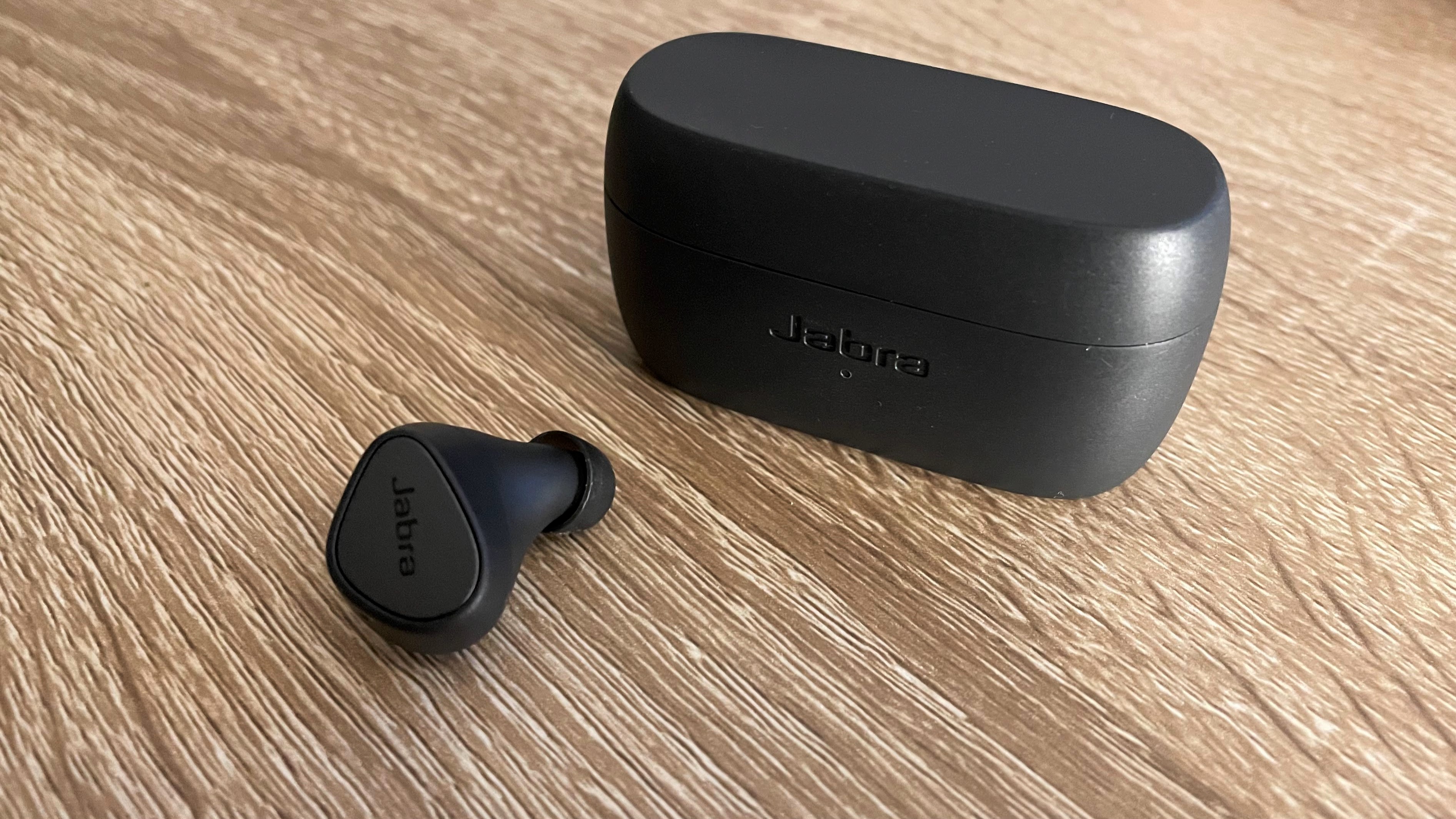 Обзор Jabra Elite 3