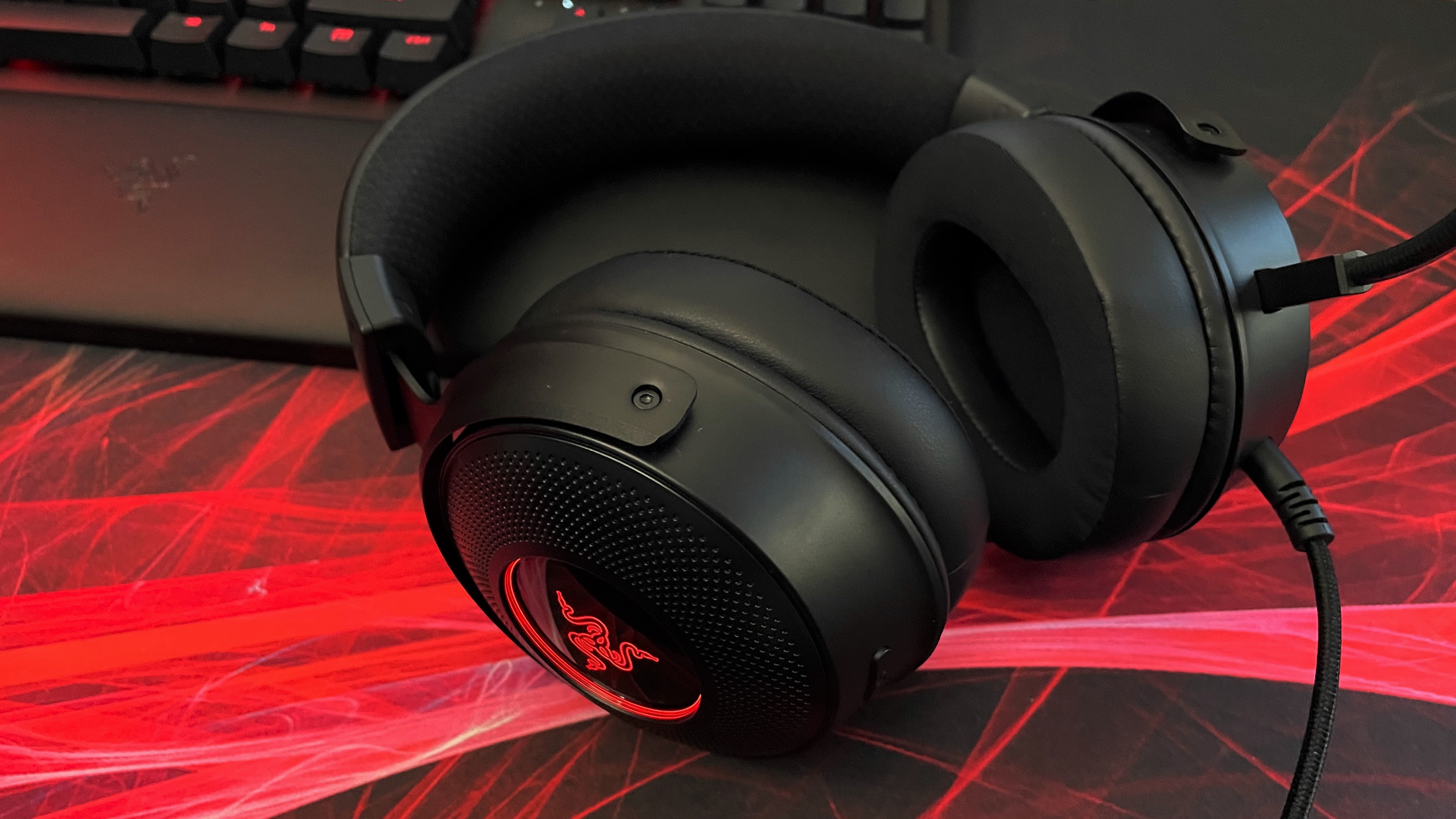 Обзор Razer Kraken V3 Hypersense