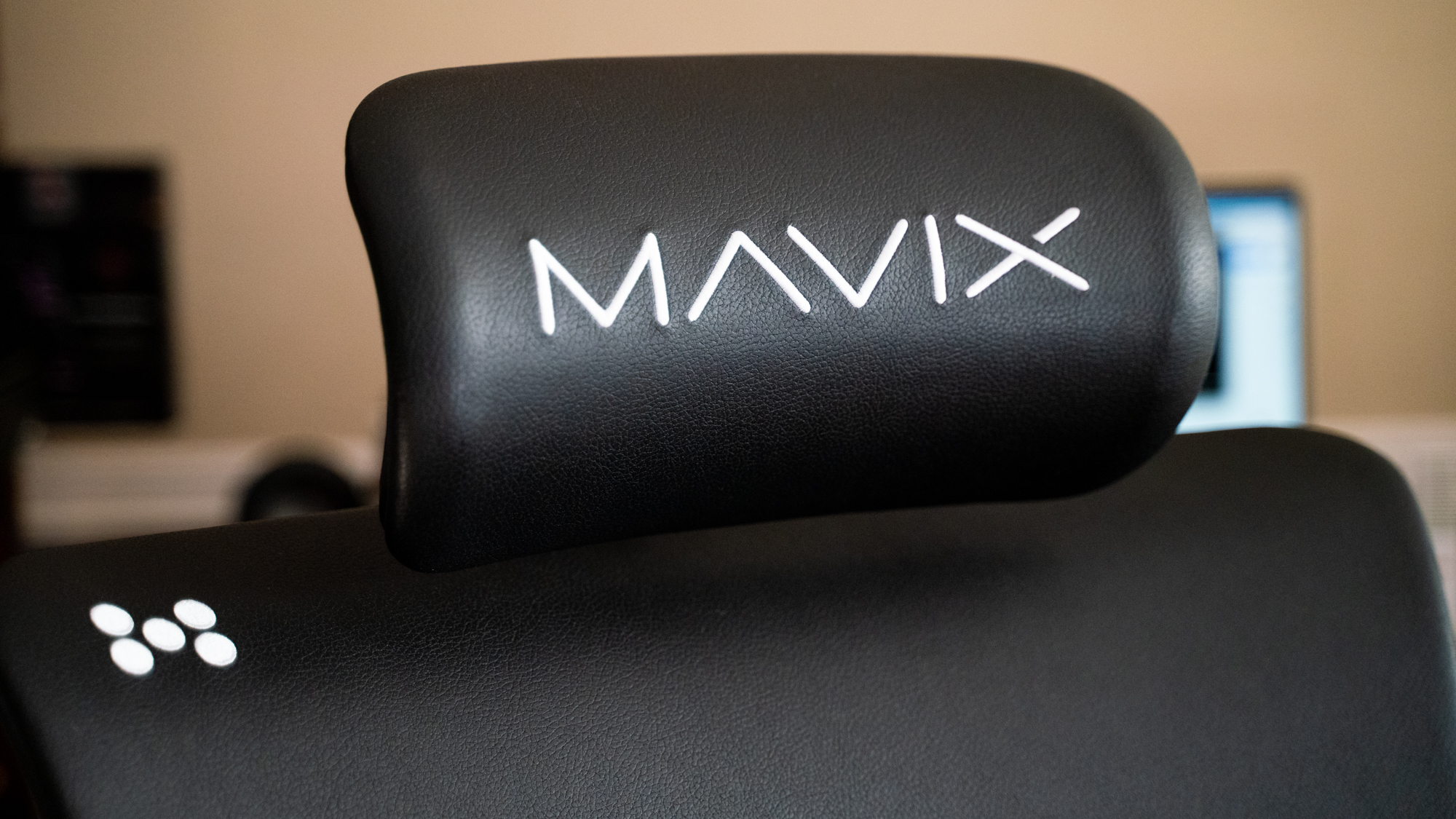 Игровое кресло Mavix M9