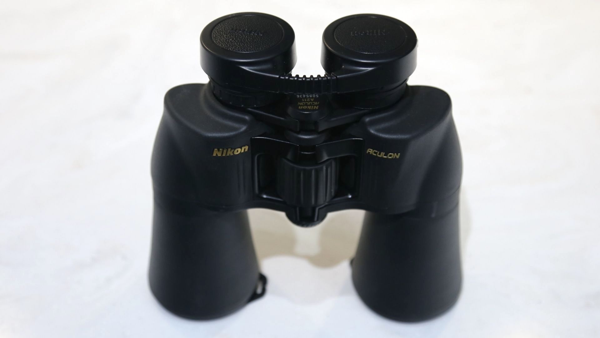 Бинокль Nikon 10x50 Акулон А211