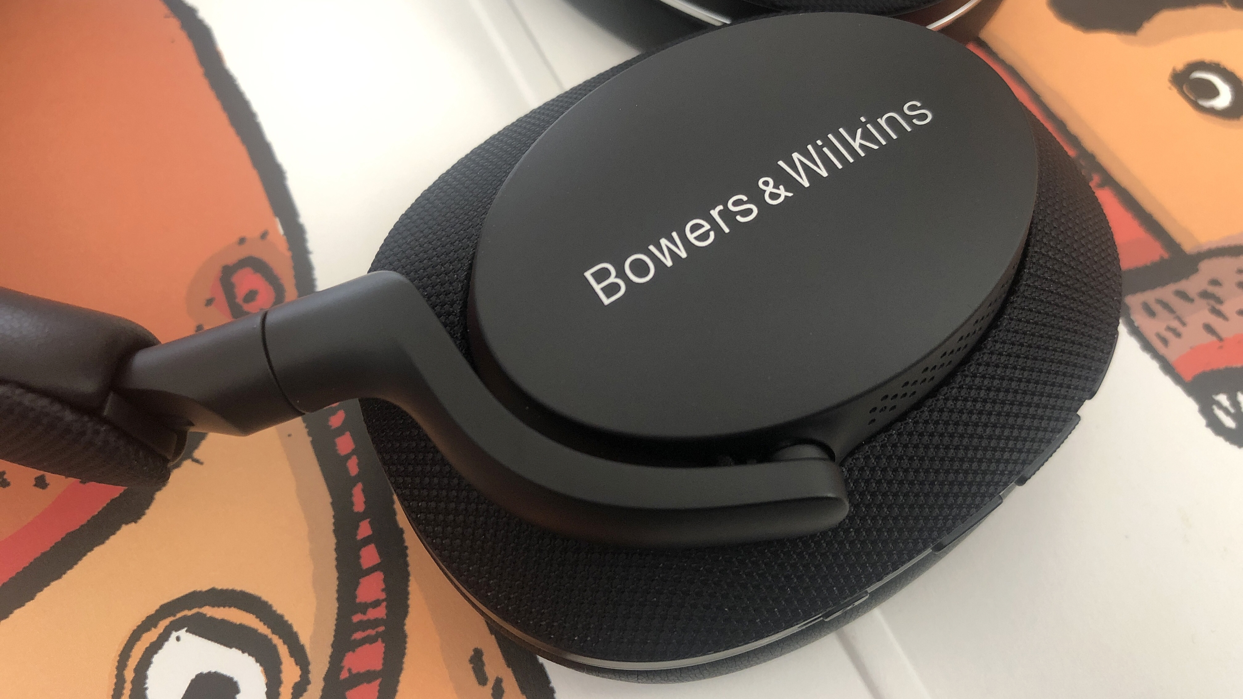 Обзор наушников Bowers & Wilkins PX7 S2