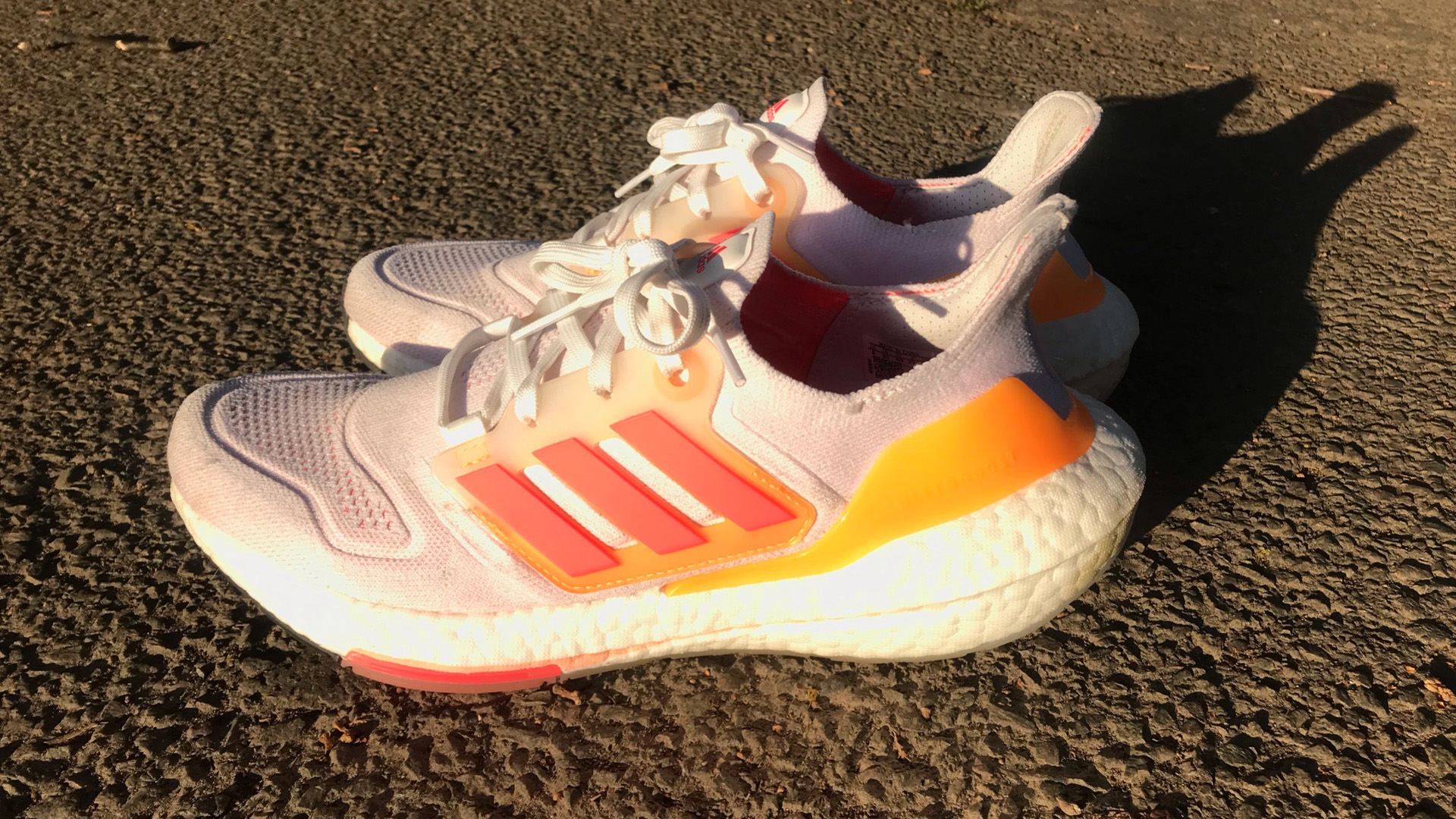 Детальные снимки Adidas Ultraboost 22