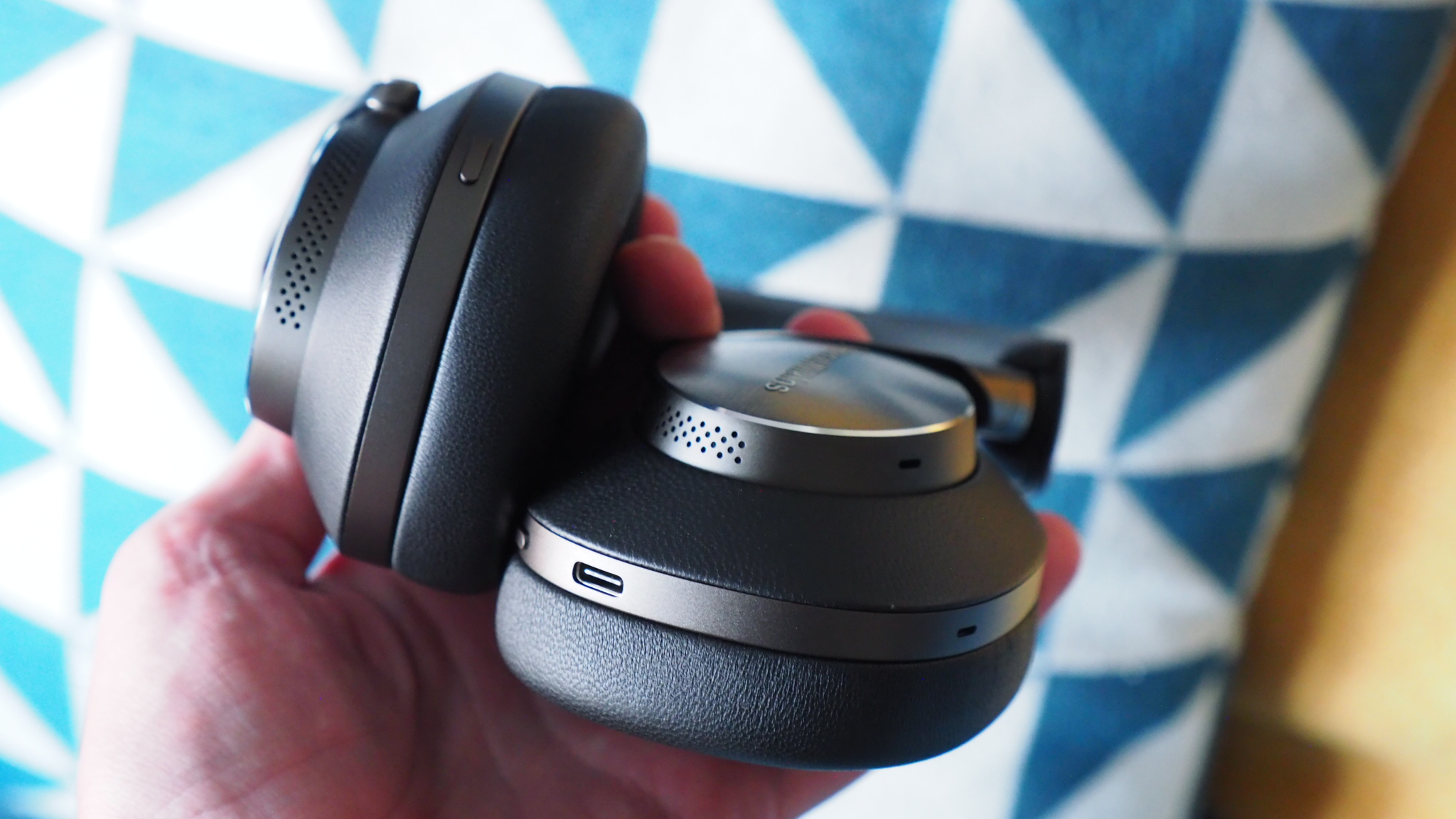 Наушники Bowers & Wilkins PX8