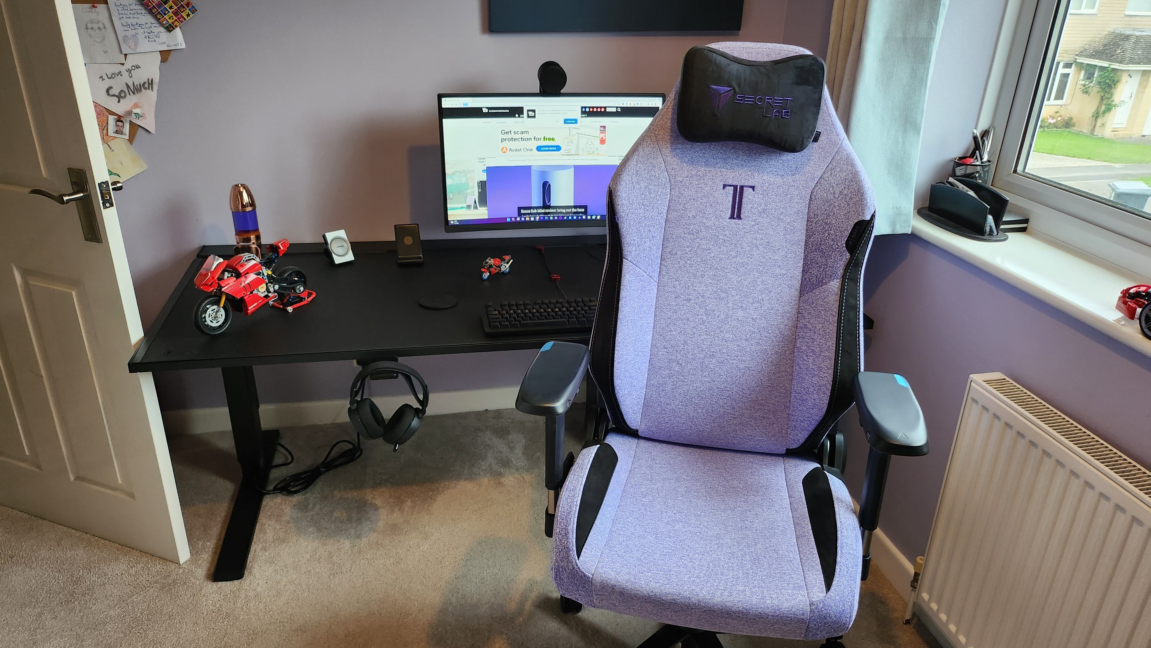 Обзор Secretlab Titan EVO SoftWeave Plus Soda Purple