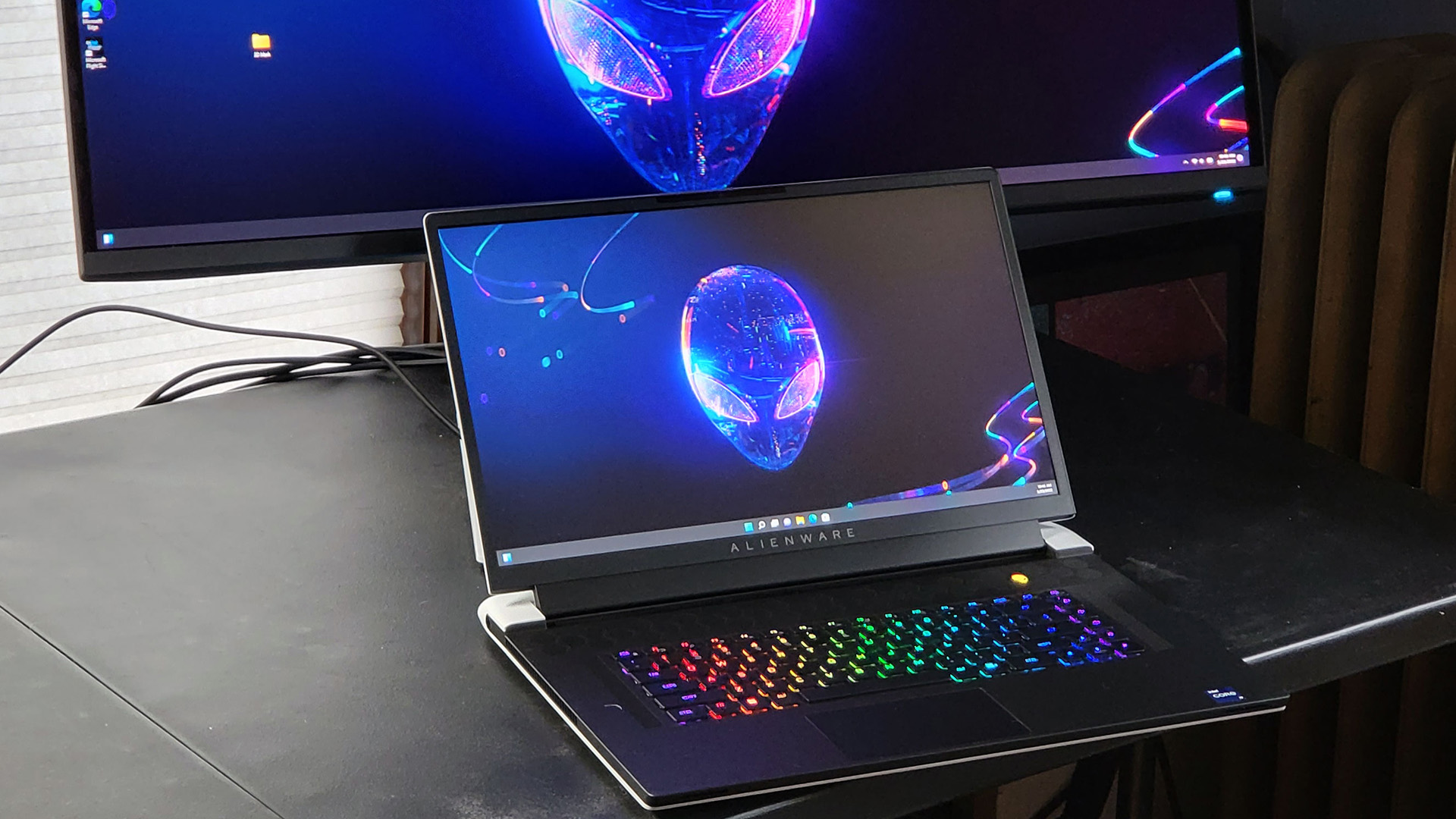 Игровой ноутбук Alienware x17 R2