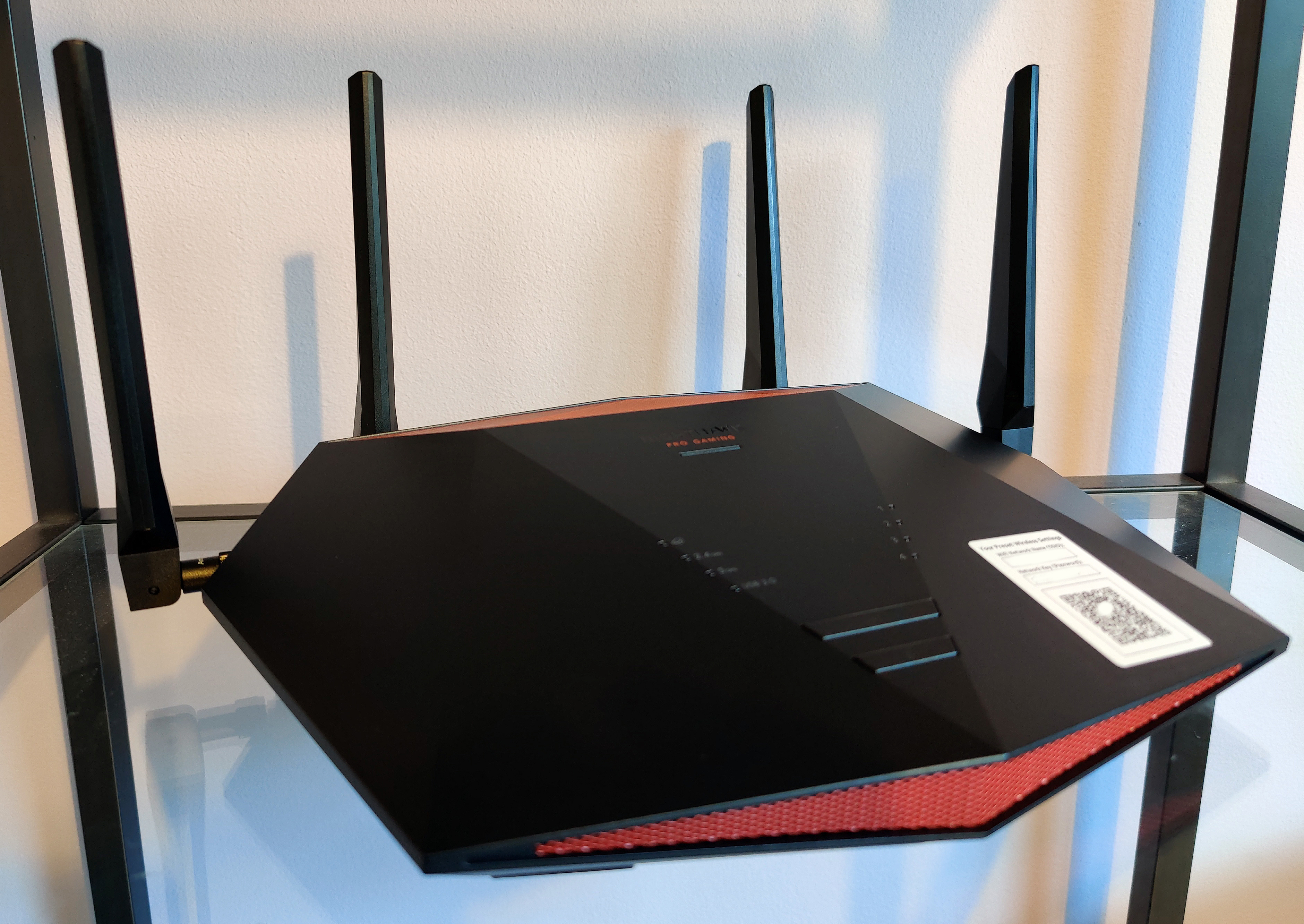 Обзор игрового роутера Netgear Nighthawk XR1000