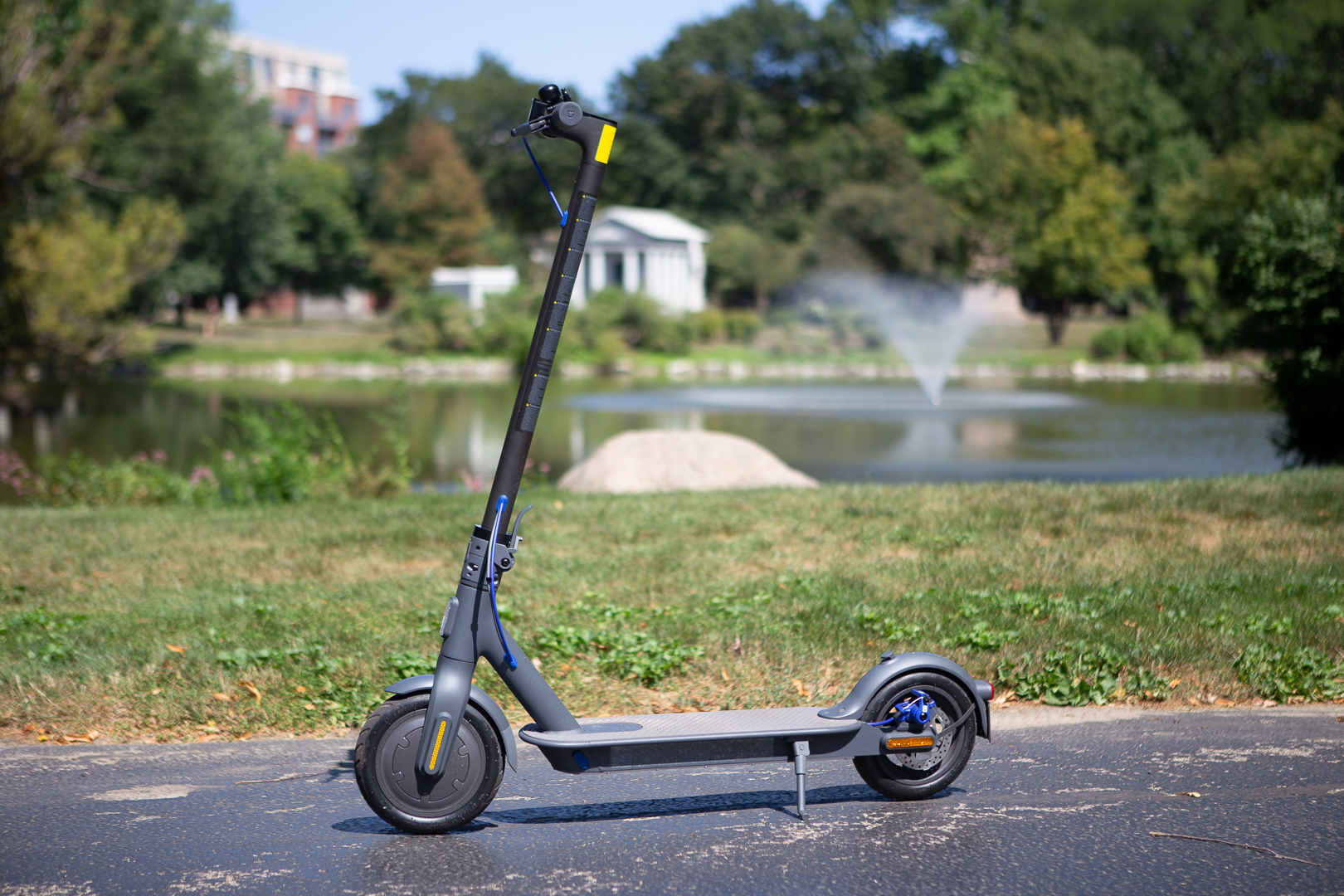 Самокат electric scooter