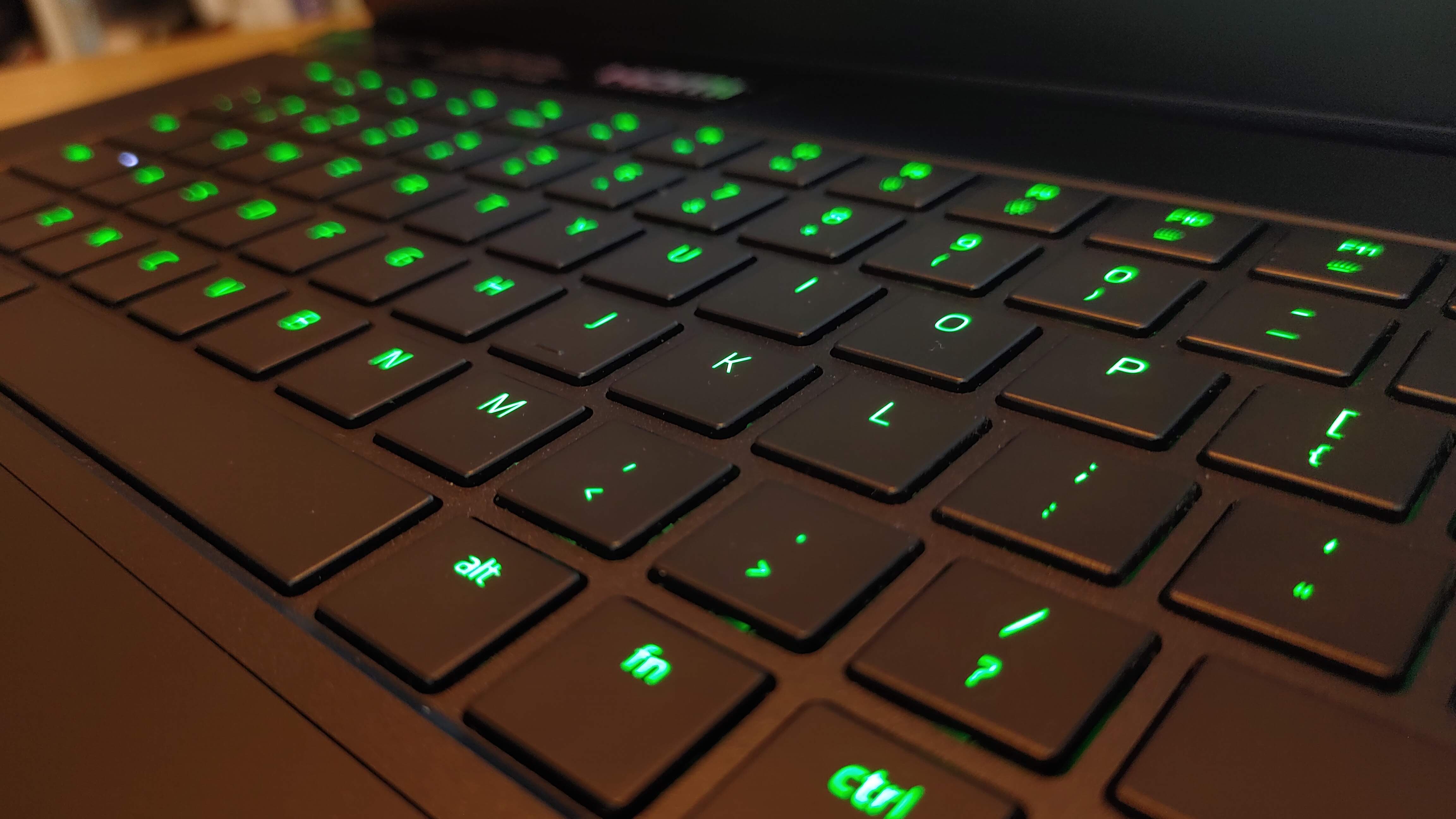 Обзор Razer Blade 15 Advanced 2021