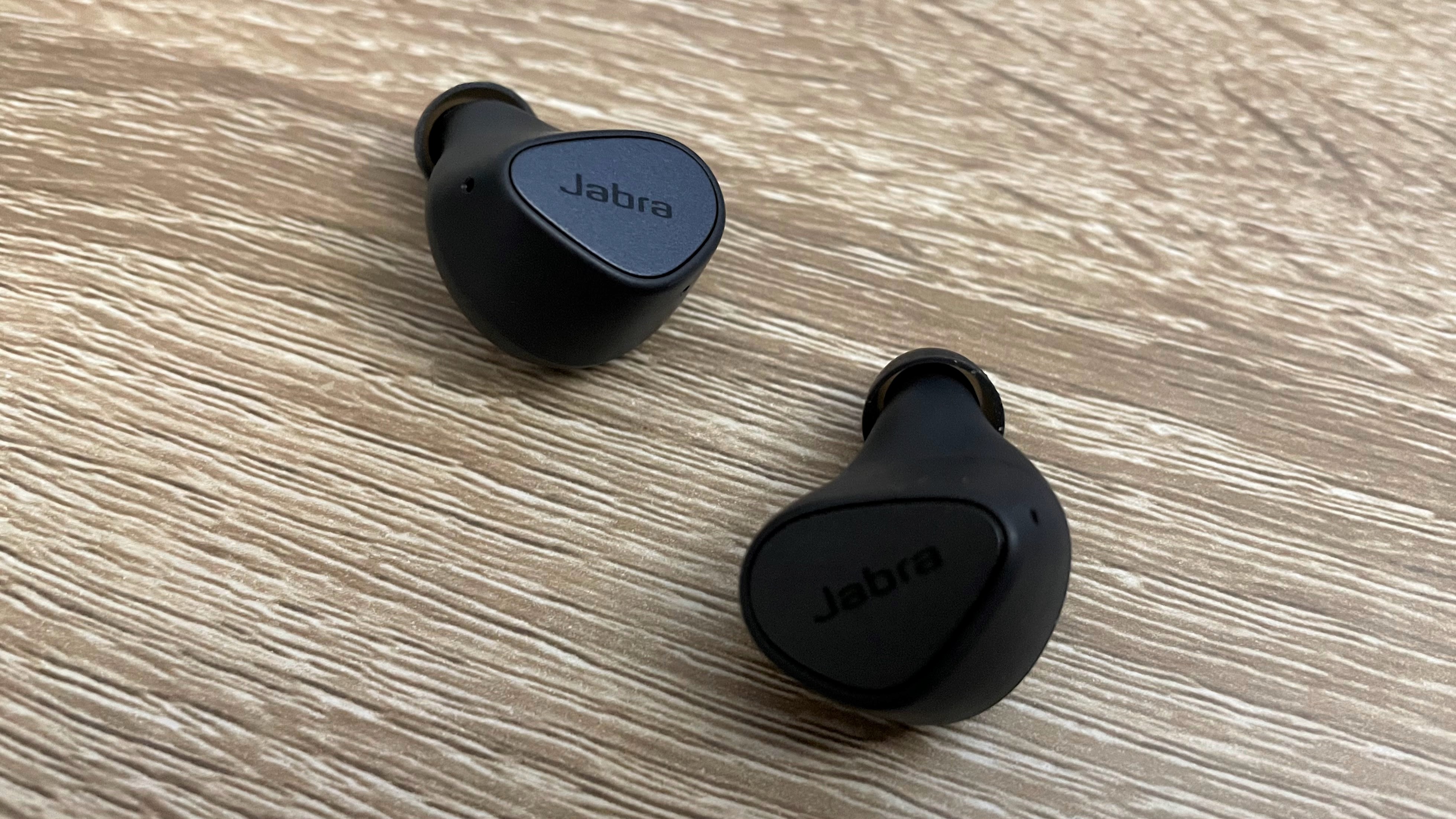 Обзор Jabra Elite 3