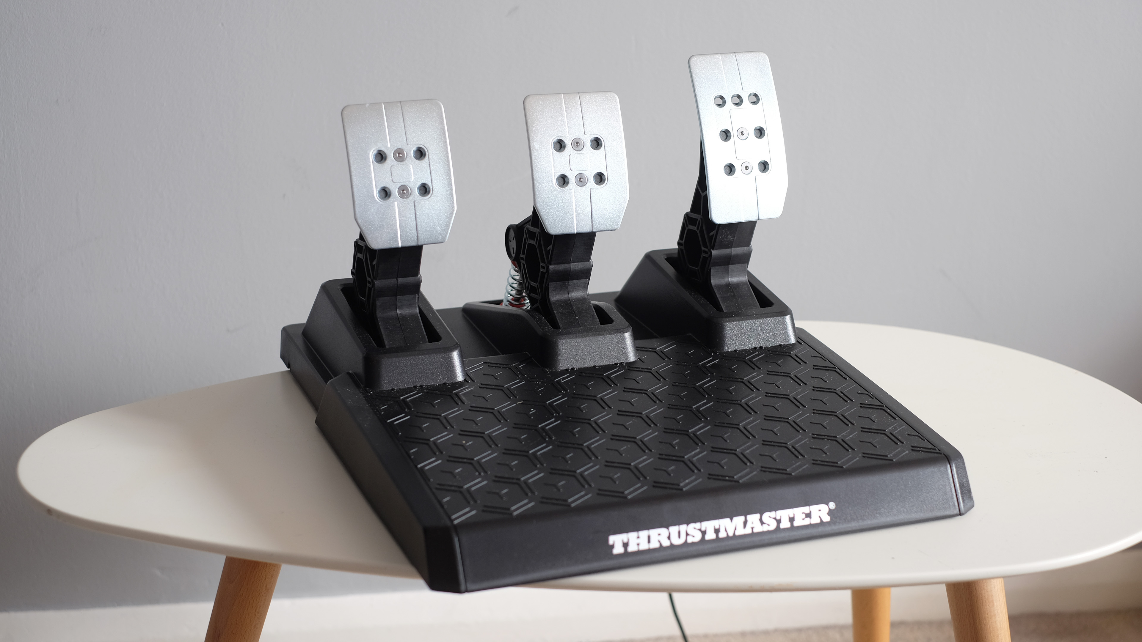 Обзор Thrustmaster T248