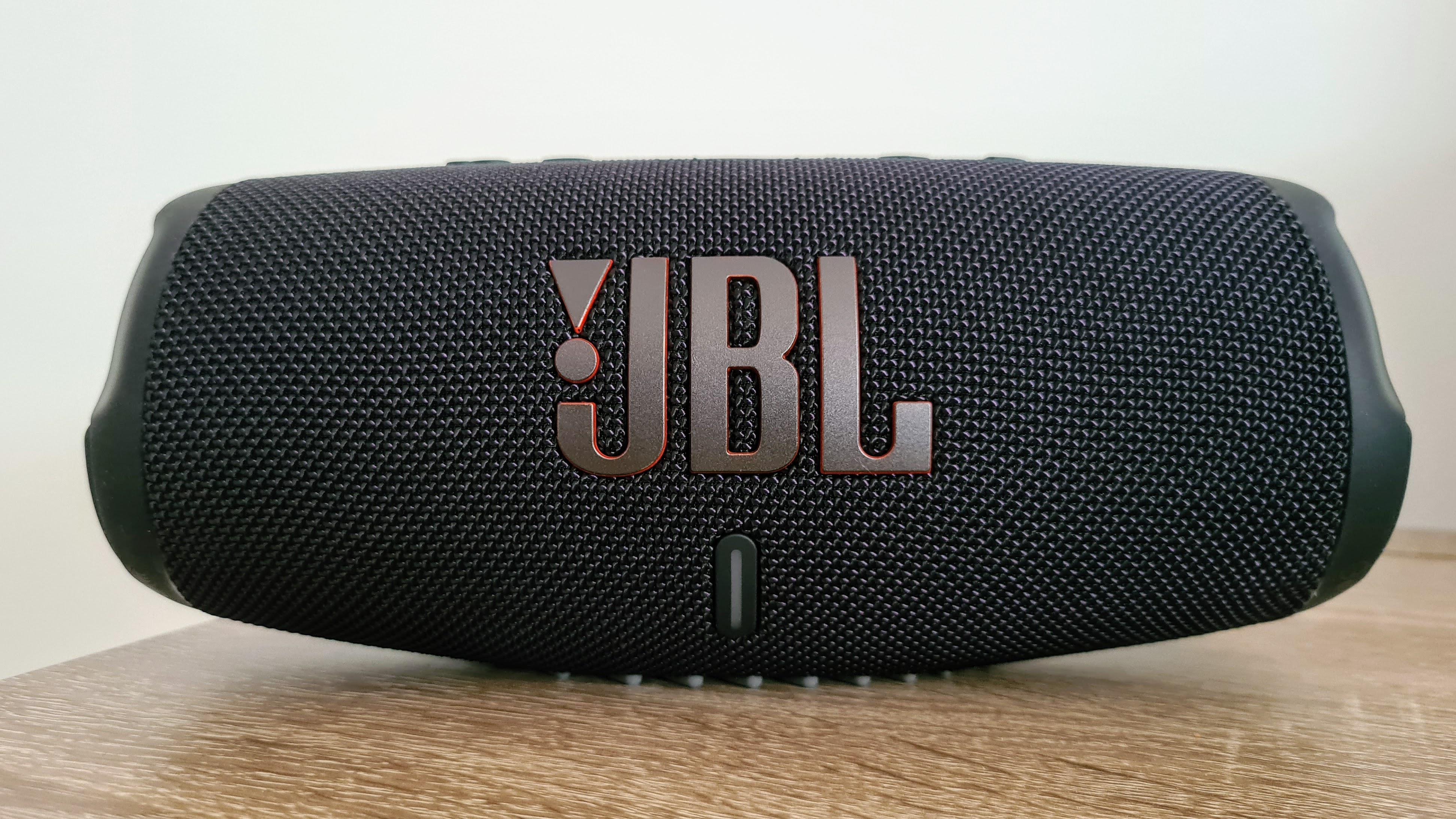 Обзор jbl