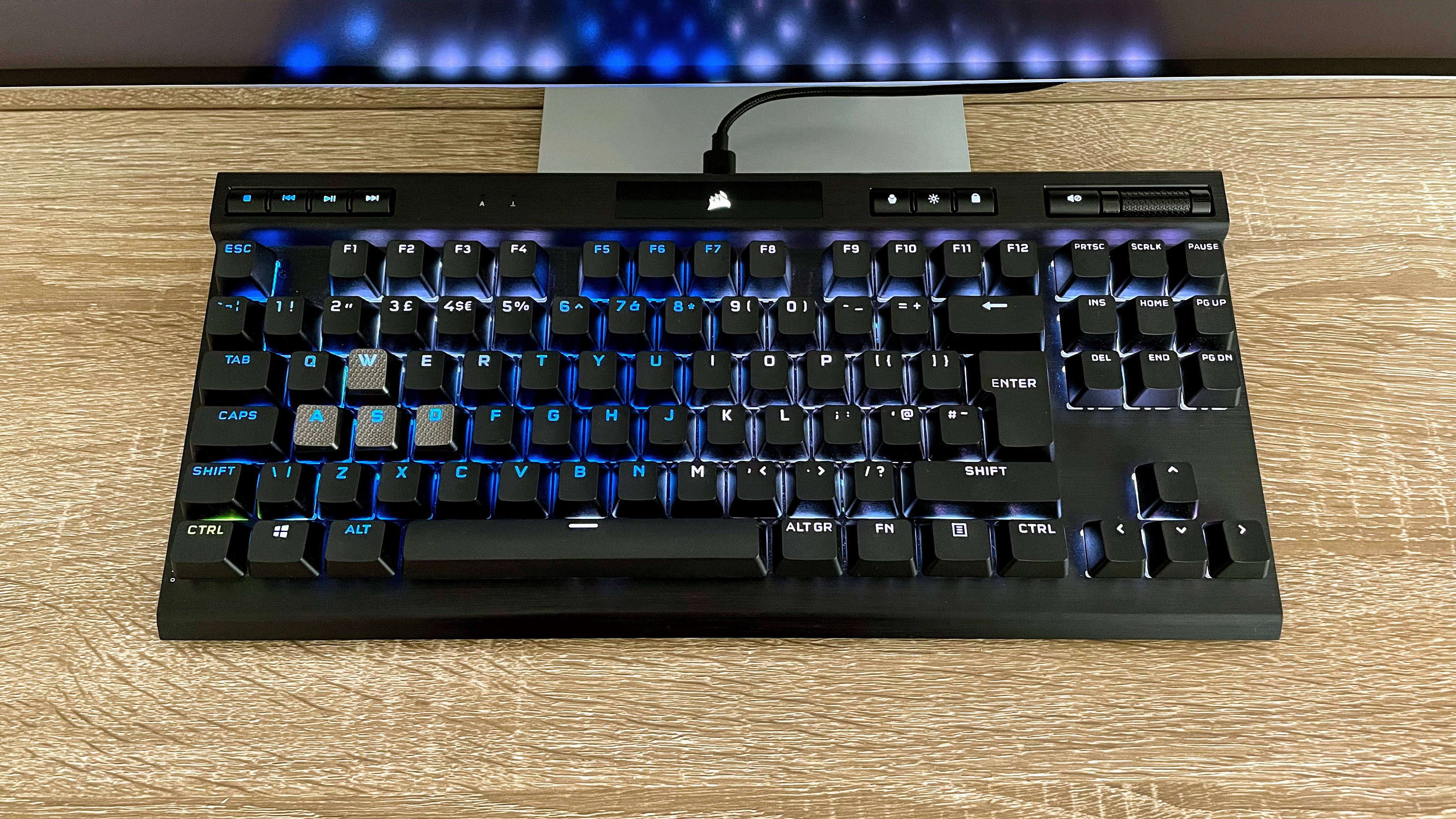 Обзор серии Corsair K70 RGB TKL Champion