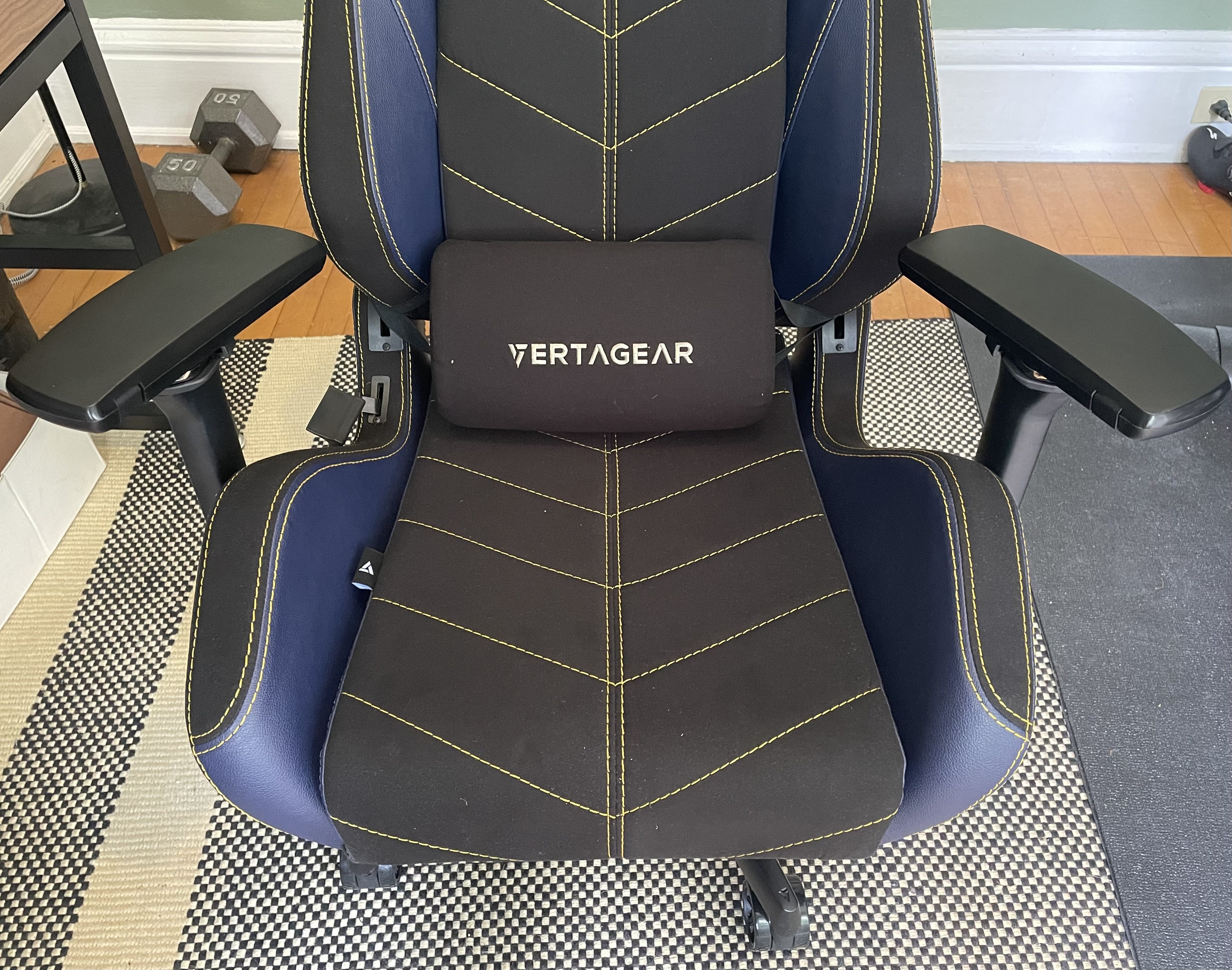 Широкое сиденье Vertagear SL5000