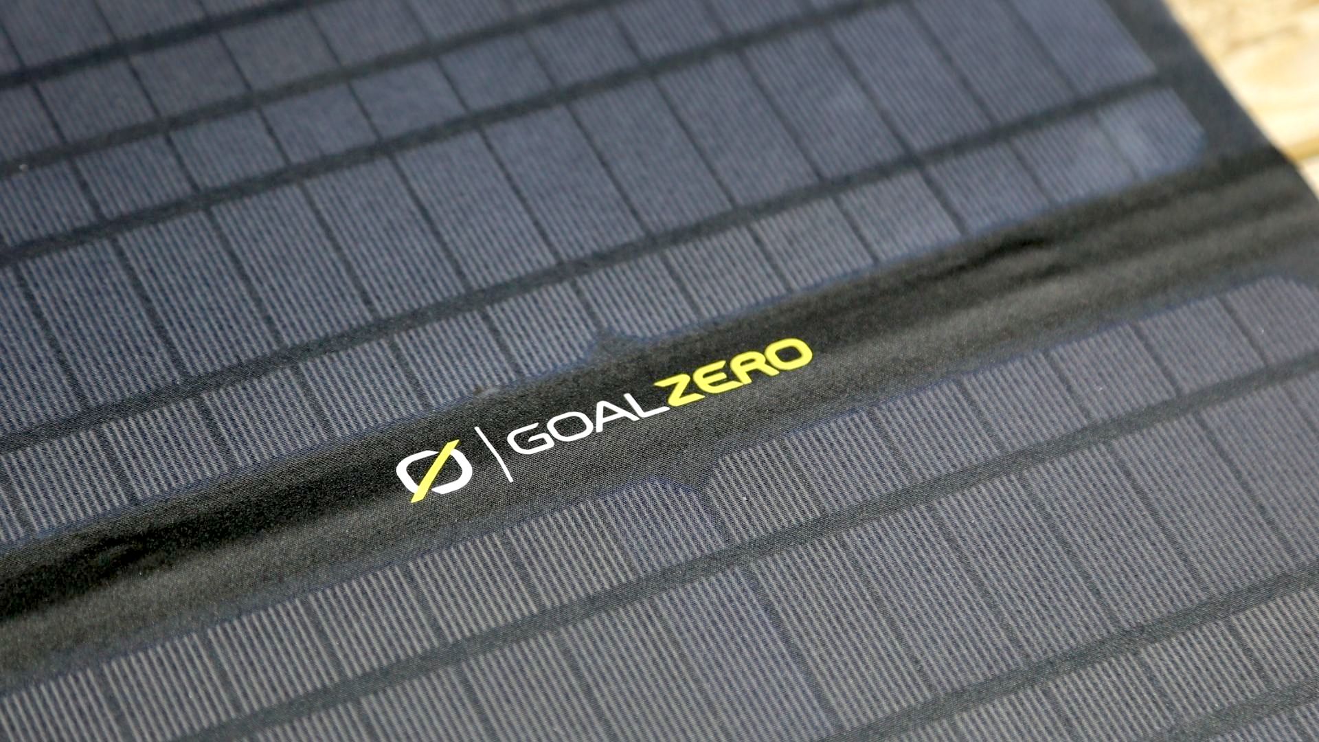 Солнечное зарядное устройство Goal Zero Nomad 20