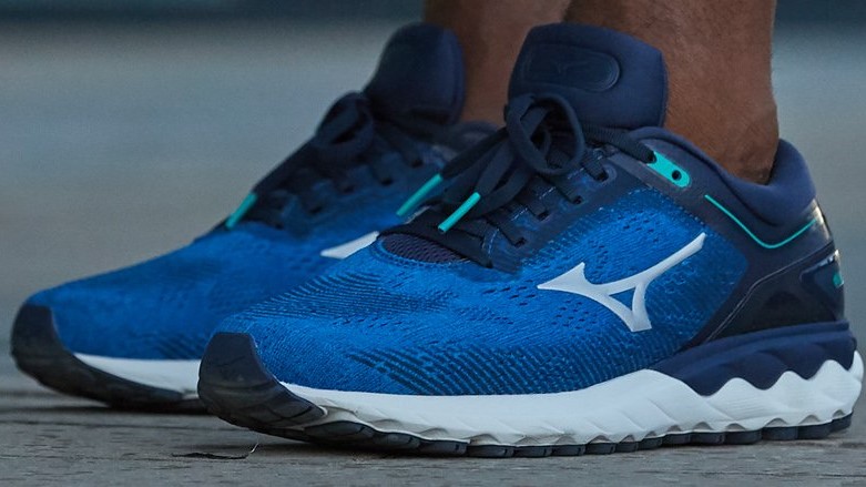 Обзор Mizuno Wave Skyrise