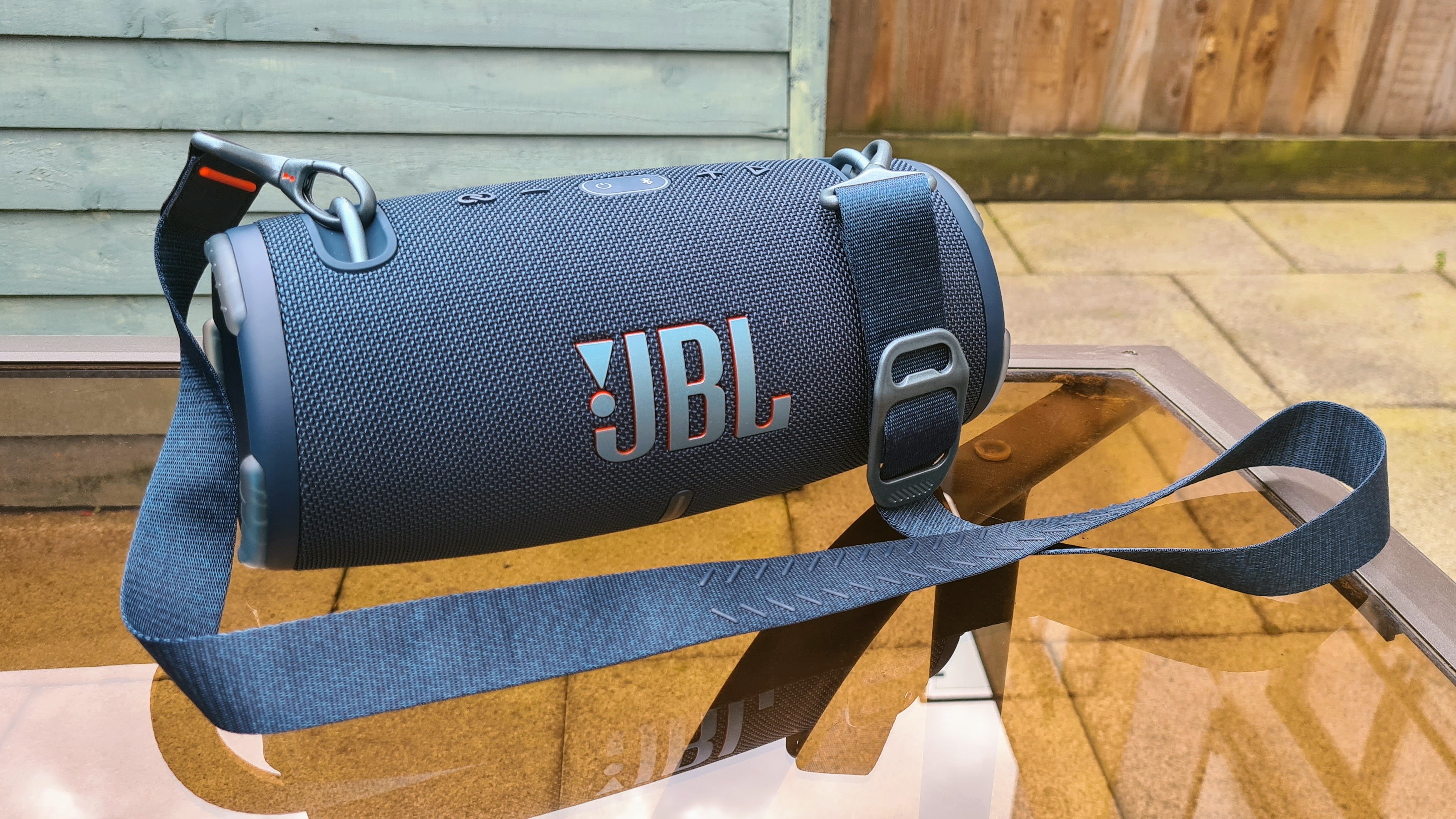 Обзор JBL Xtreme 3