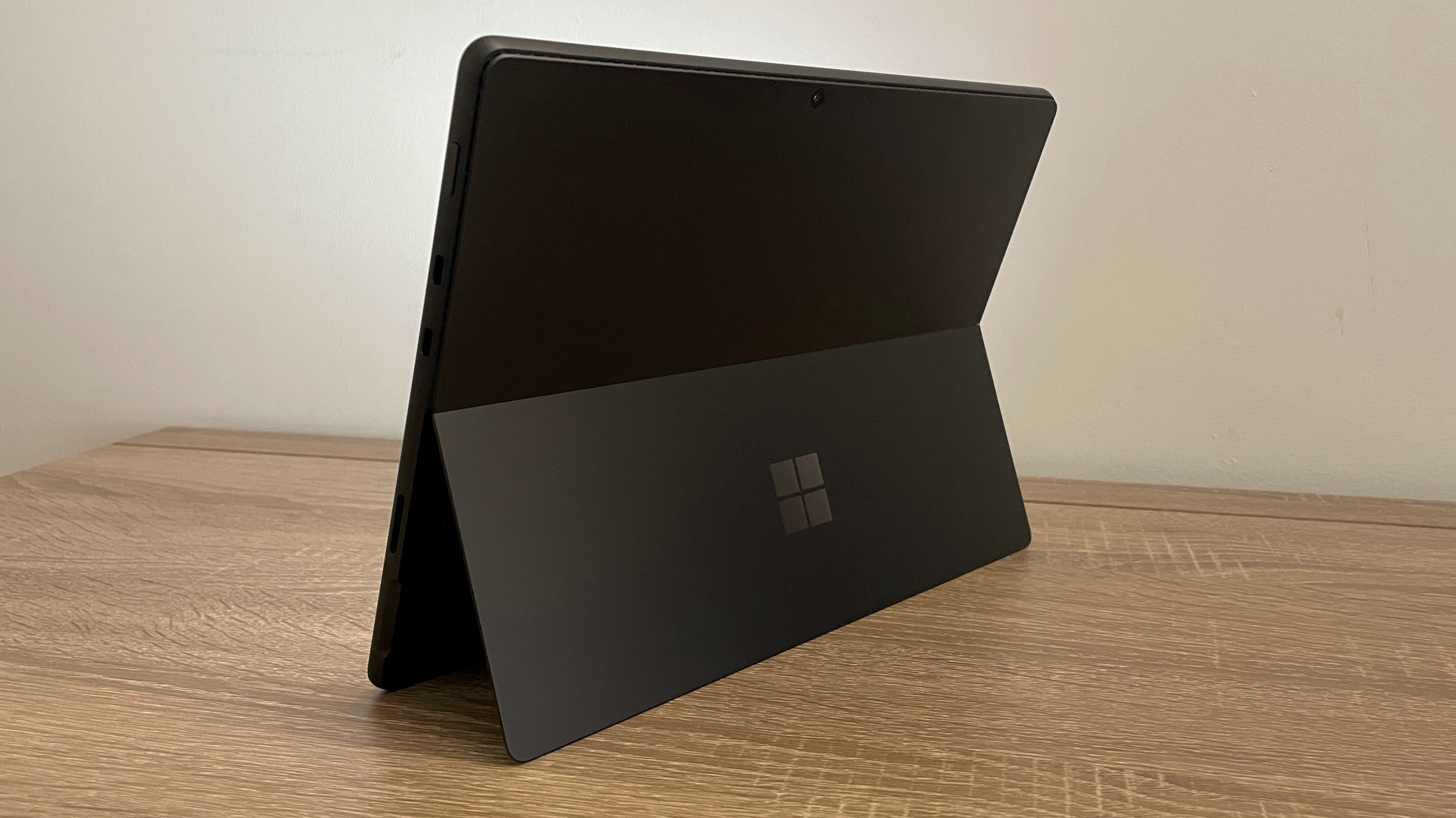 Обзор Microsoft Surface Pro 8