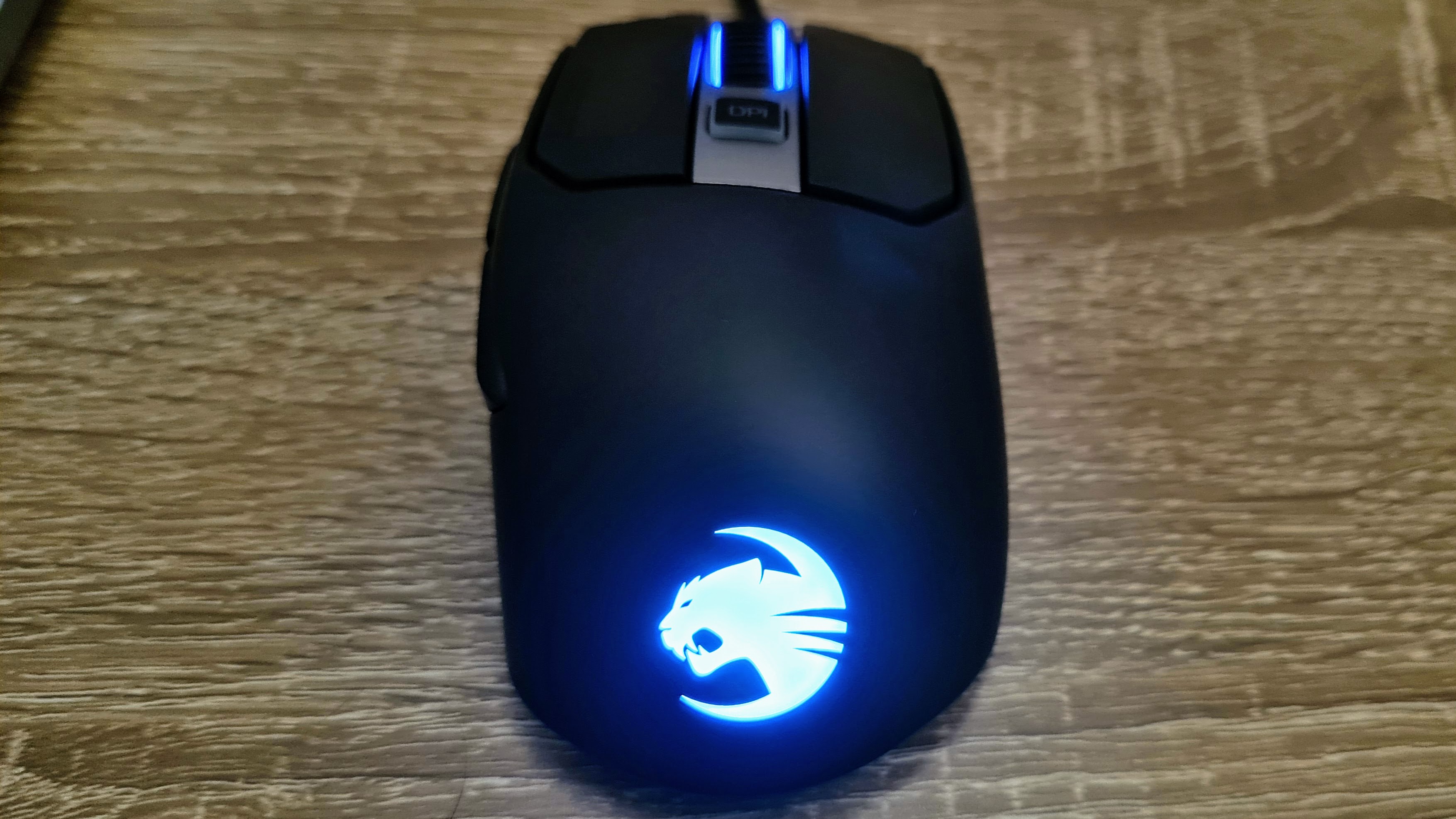 Обзор Roccat Kain 120 AIMO