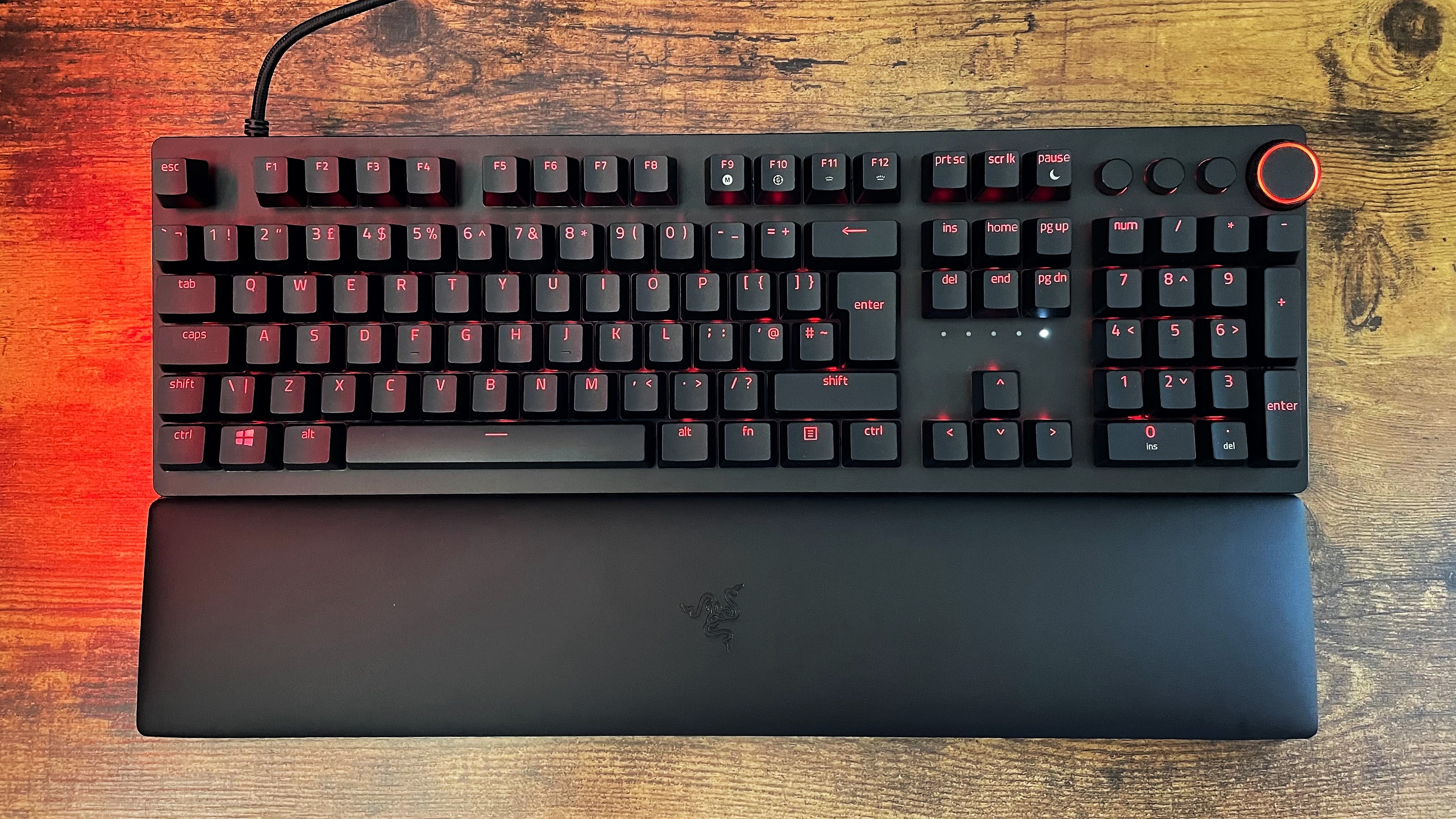 Обзор Razer Huntsman V2