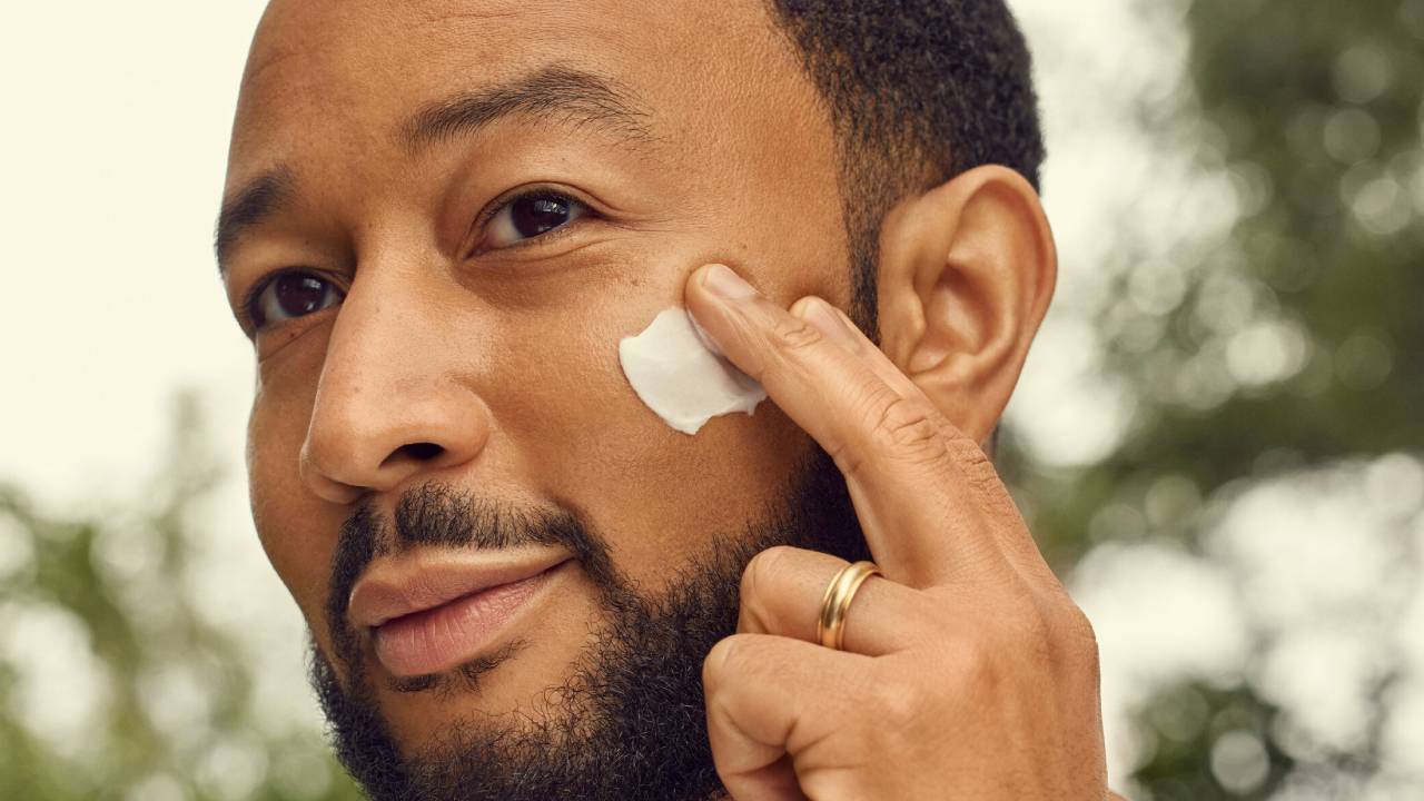 Бренд по уходу за кожей John Legend, Loved01