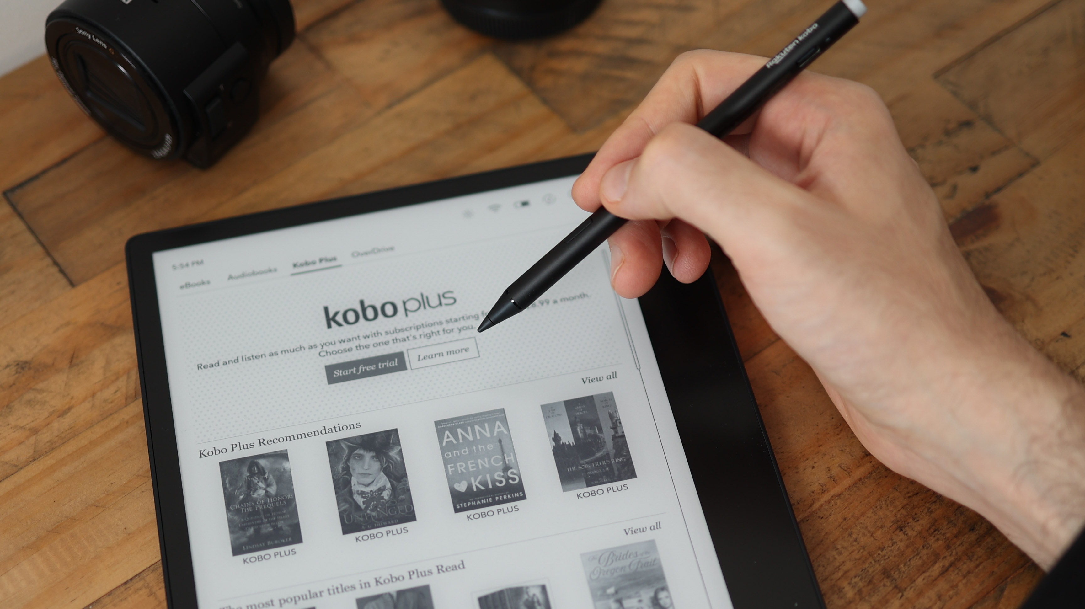 Фотография Kobo Elipsa 2E