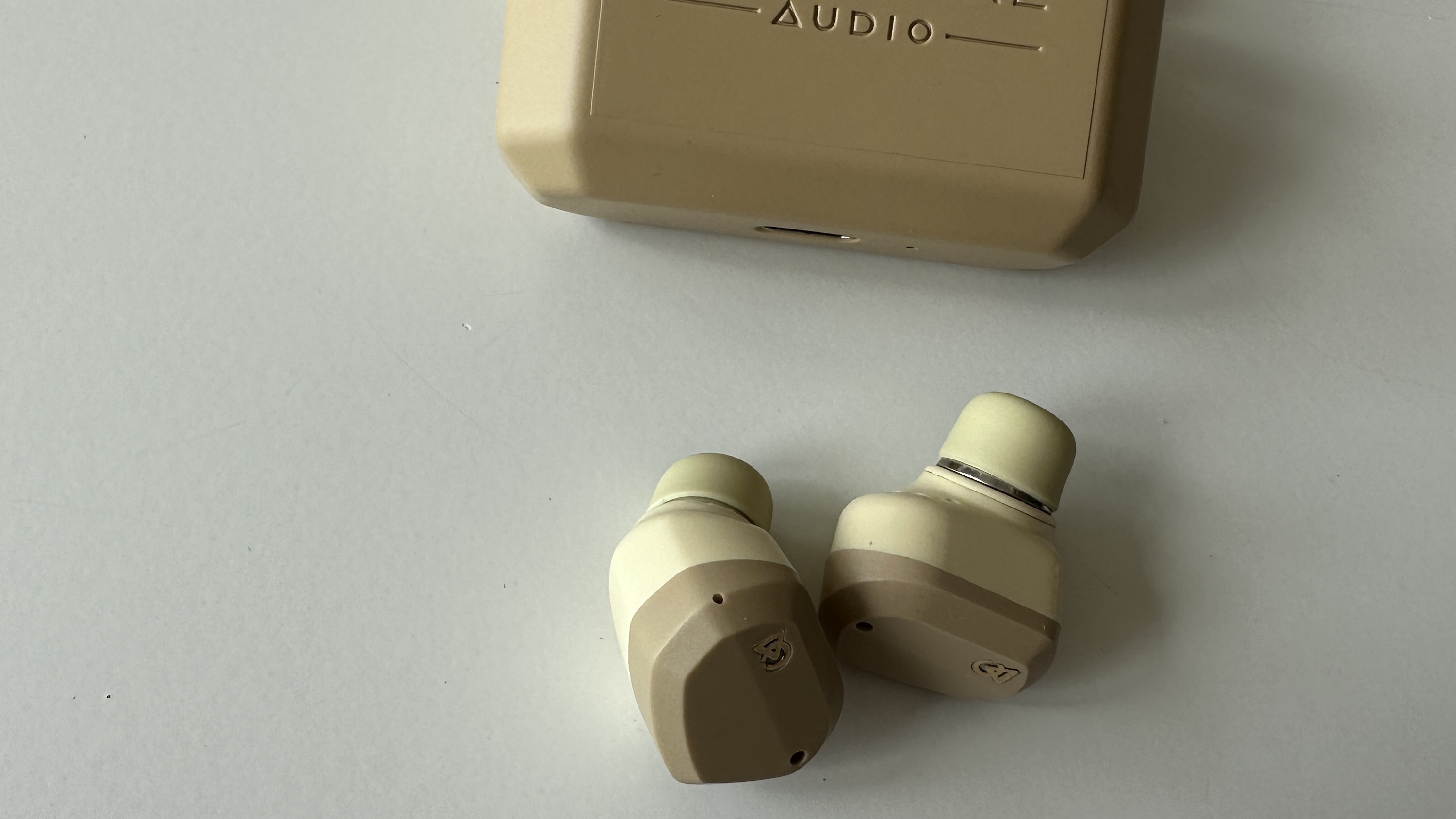 Обзор Campfire Audio Orbit