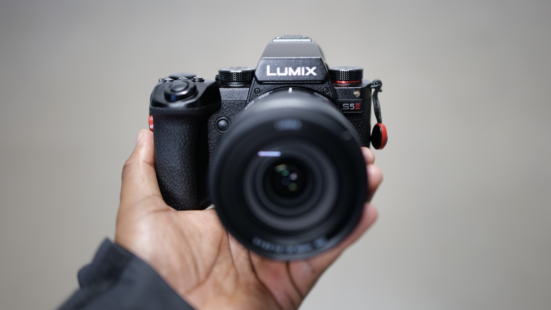 Обзор Panasonic Lumix S5 2