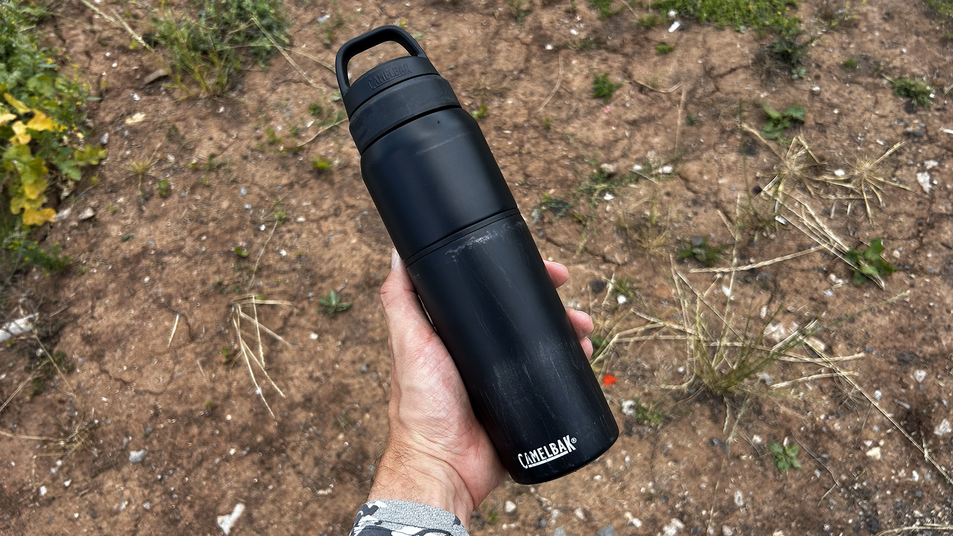 Обзор изолированной бутылки Camelbak MultiBev