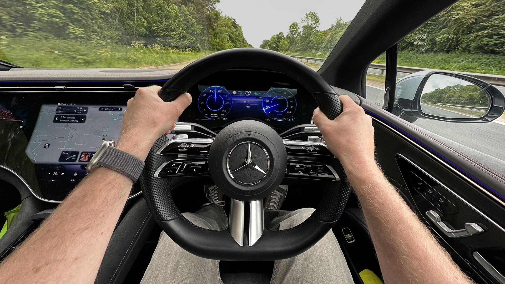 Пакет помощи при вождении Mercedes EQS Plus